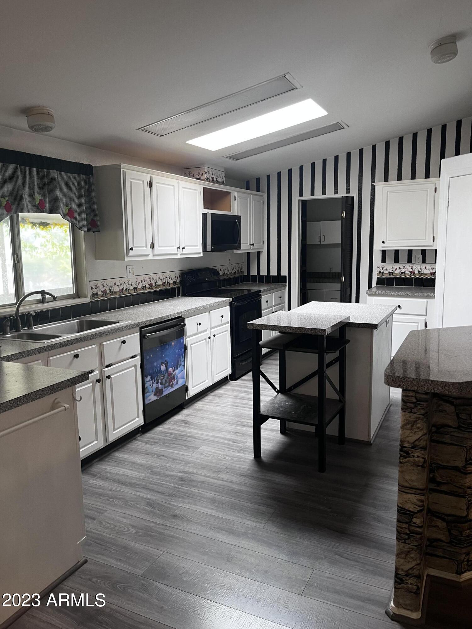 GREATER SAN PEDRO RANCHES - Residential