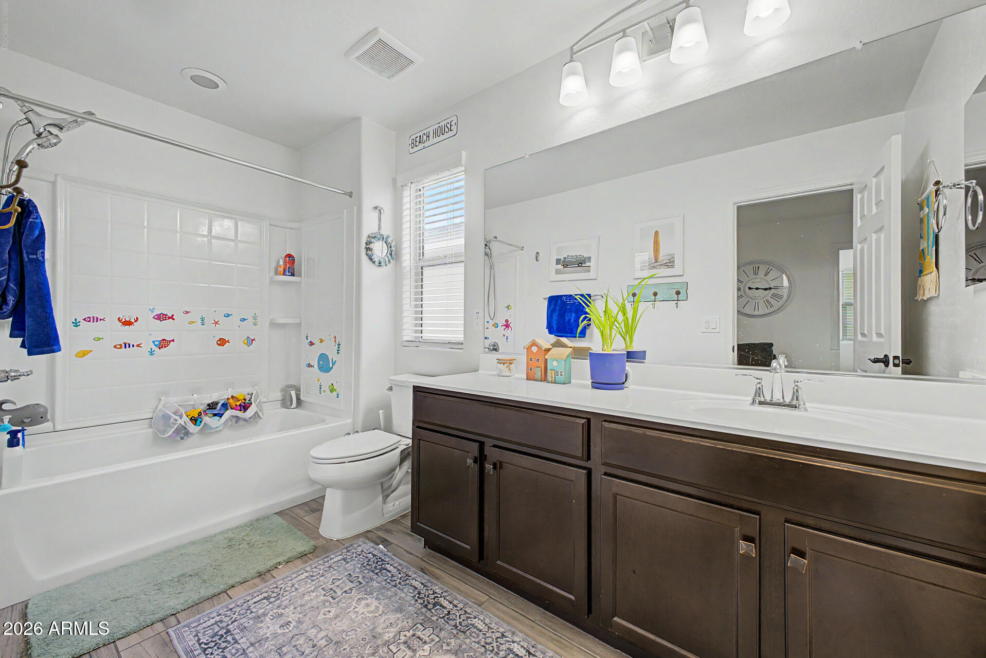HERITAGE CROSSING - Residential