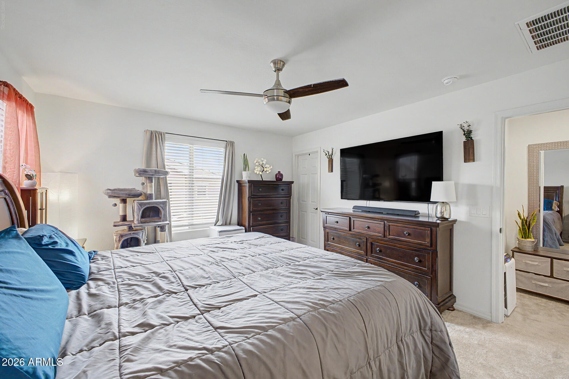 HERITAGE CROSSING - Residential
