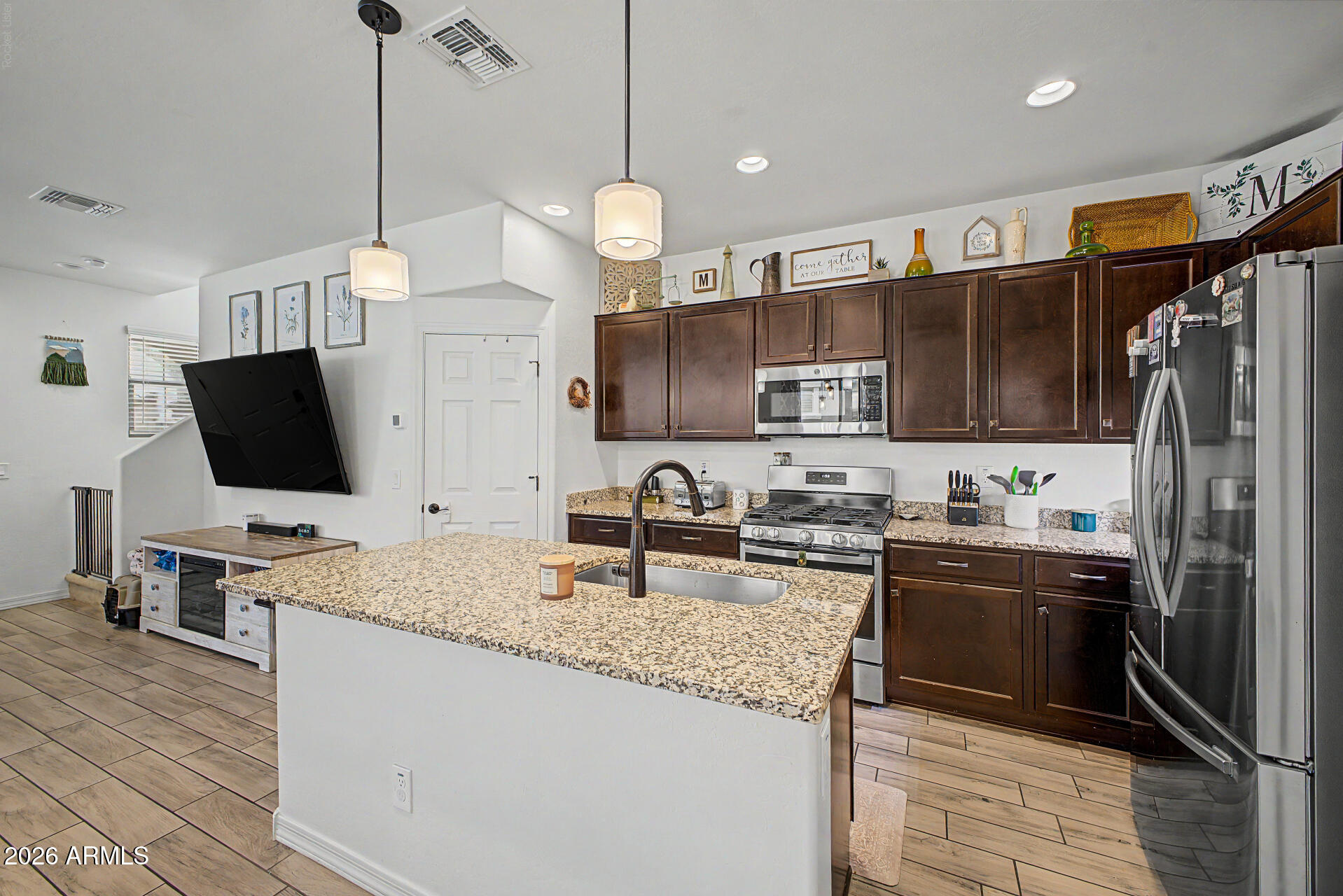 HERITAGE CROSSING - Residential