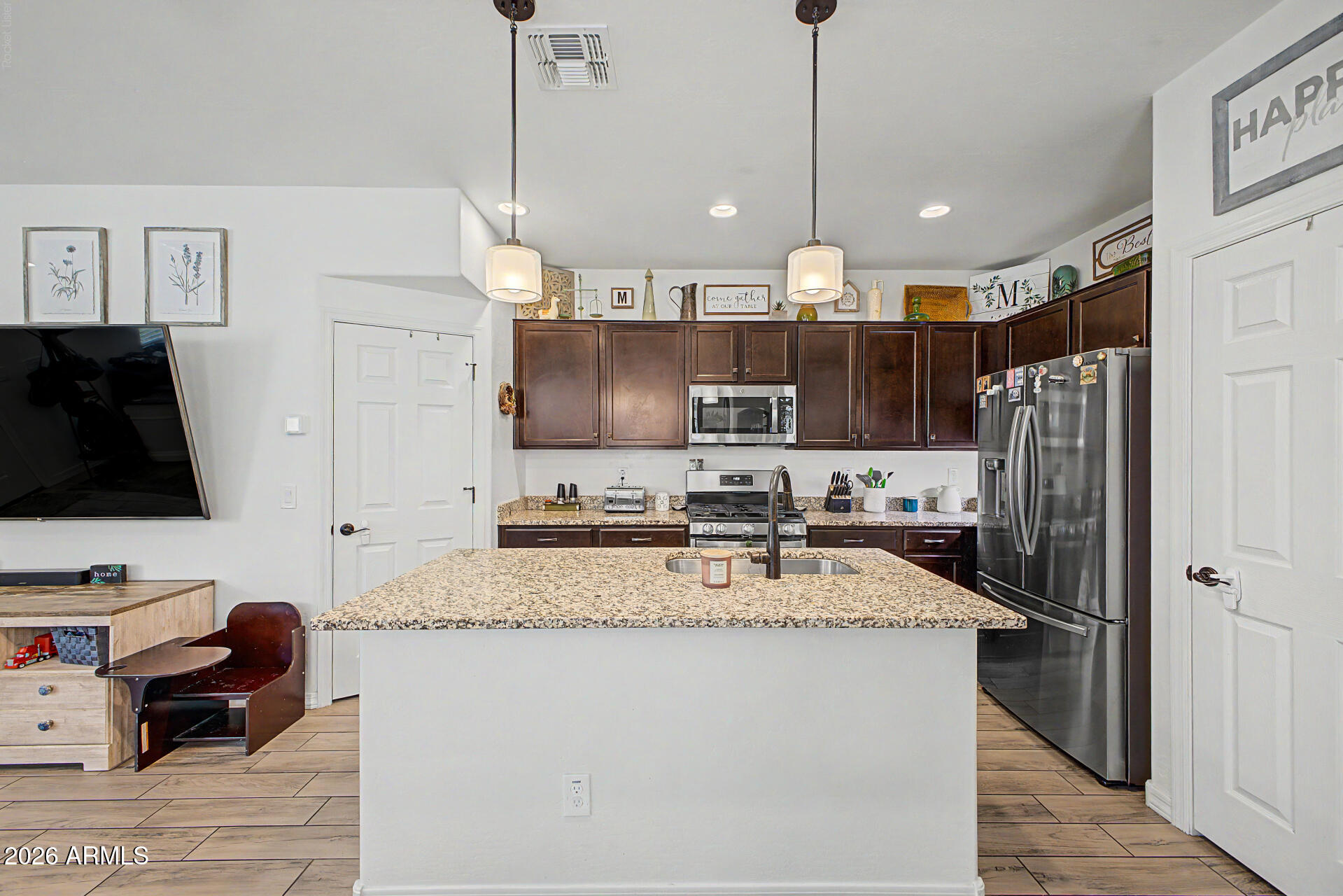 HERITAGE CROSSING - Residential