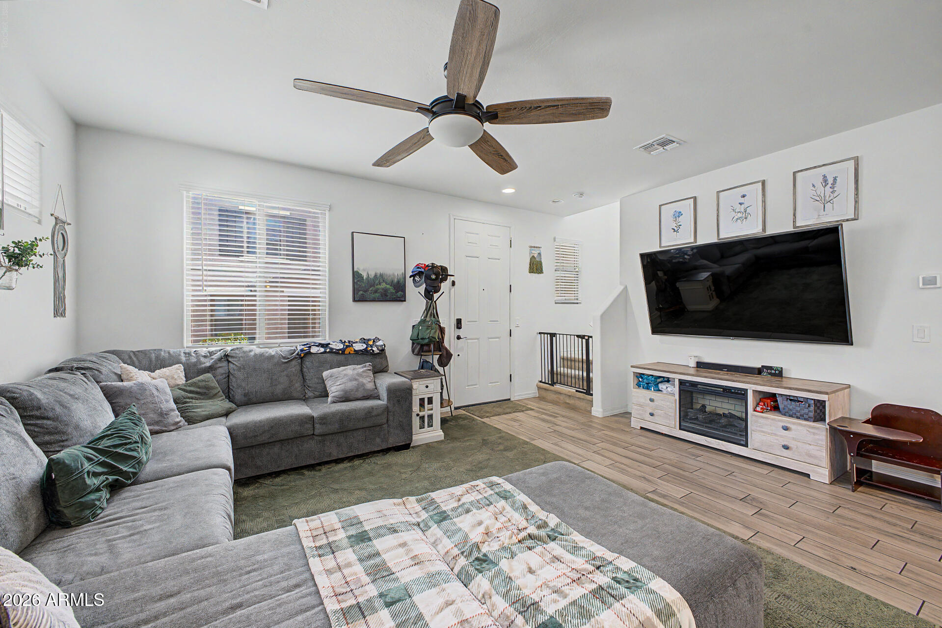 HERITAGE CROSSING - Residential