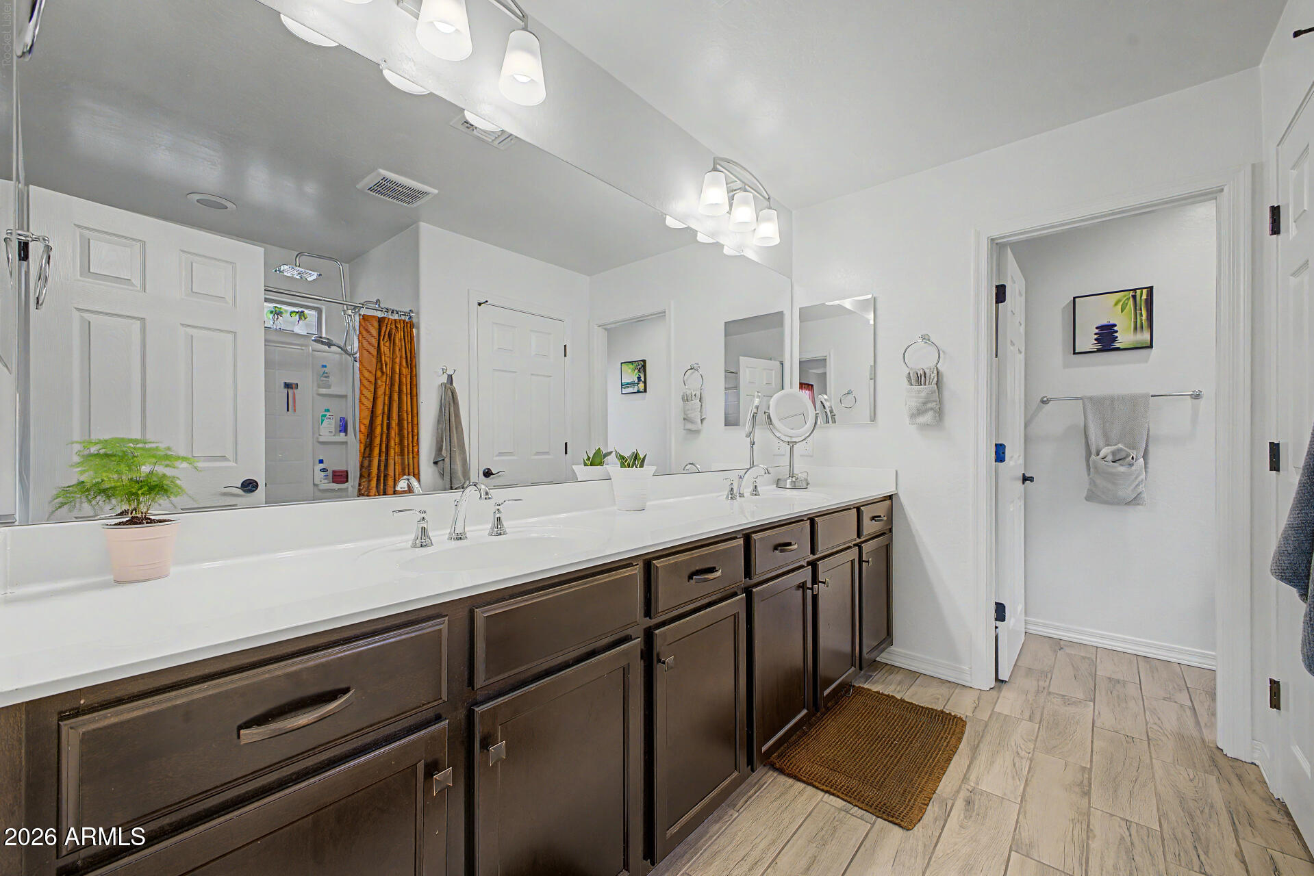 HERITAGE CROSSING - Residential