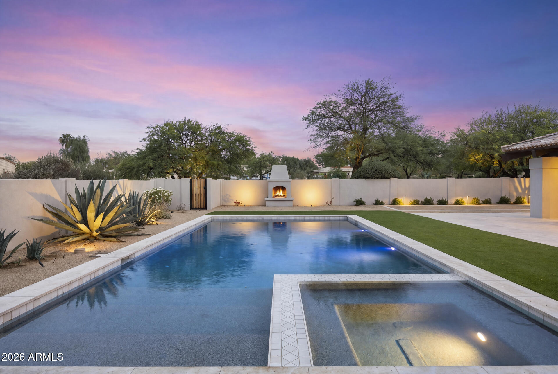 PINNACLE PEAK COUNTRY CLUB UNIT 5 - Residential
