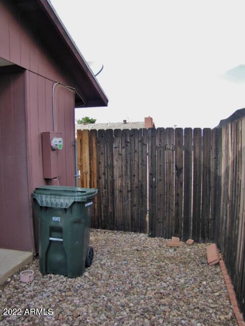 QUAIL HOLLOW - Residential Lease