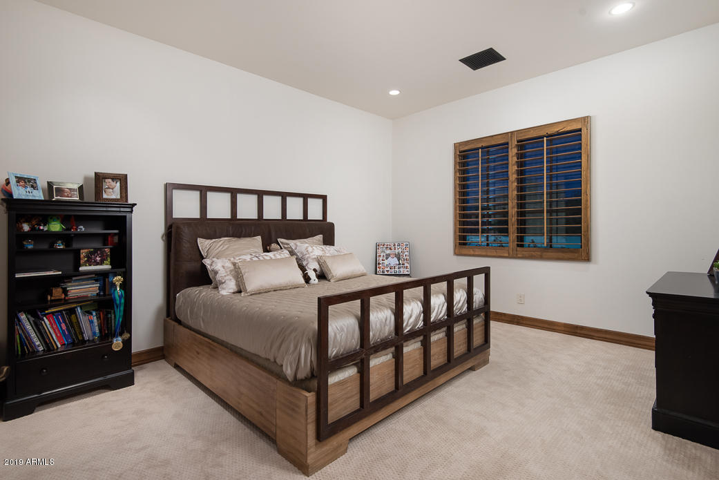 WARD ESTATES - Residential
