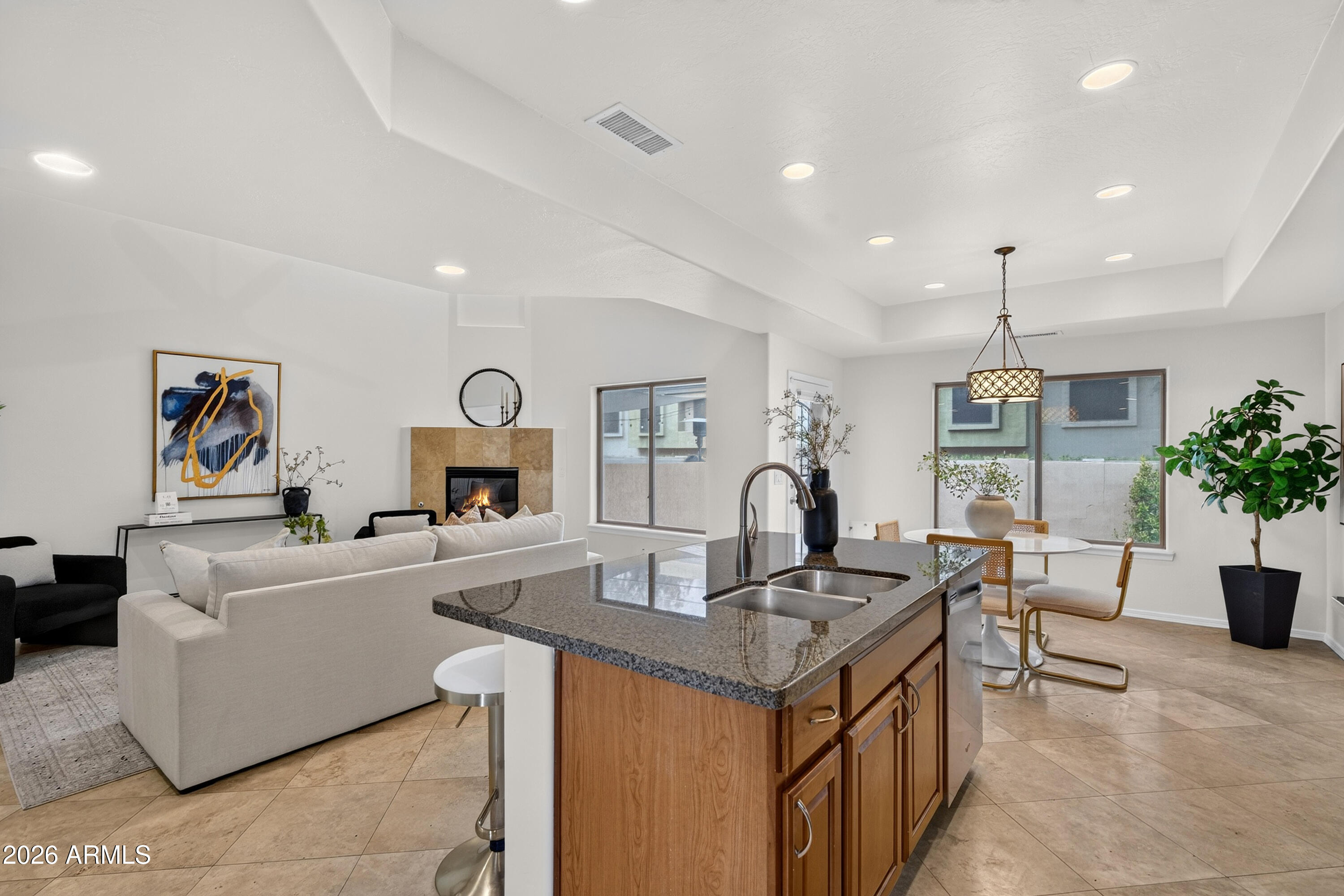 21ST STREET TOWNHOMES CONDOMINIUM - Residential