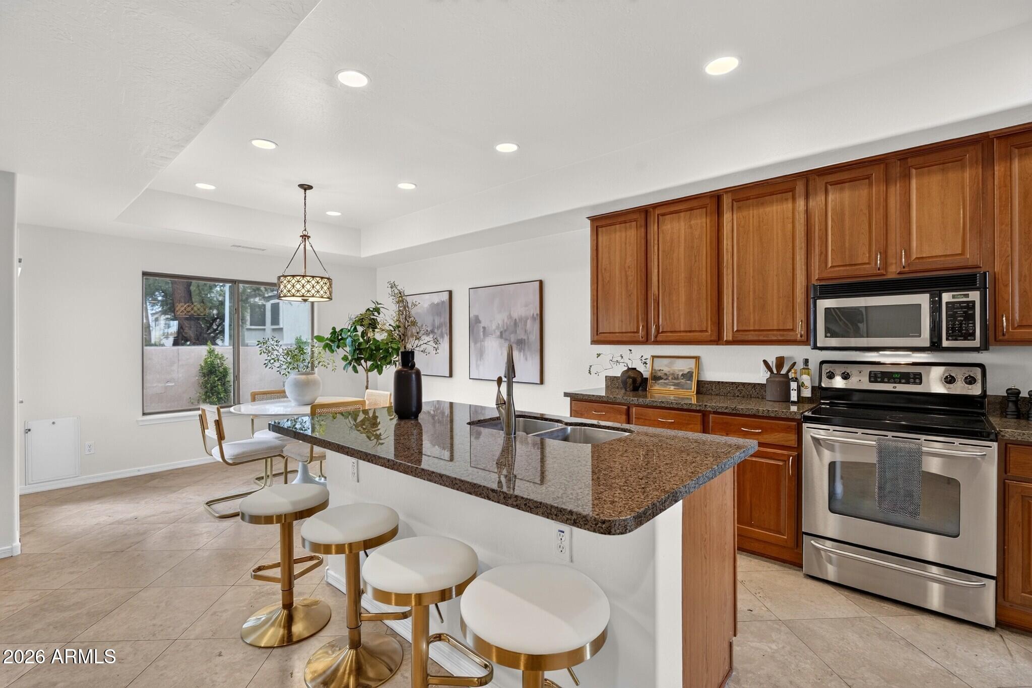 21ST STREET TOWNHOMES CONDOMINIUM - Residential