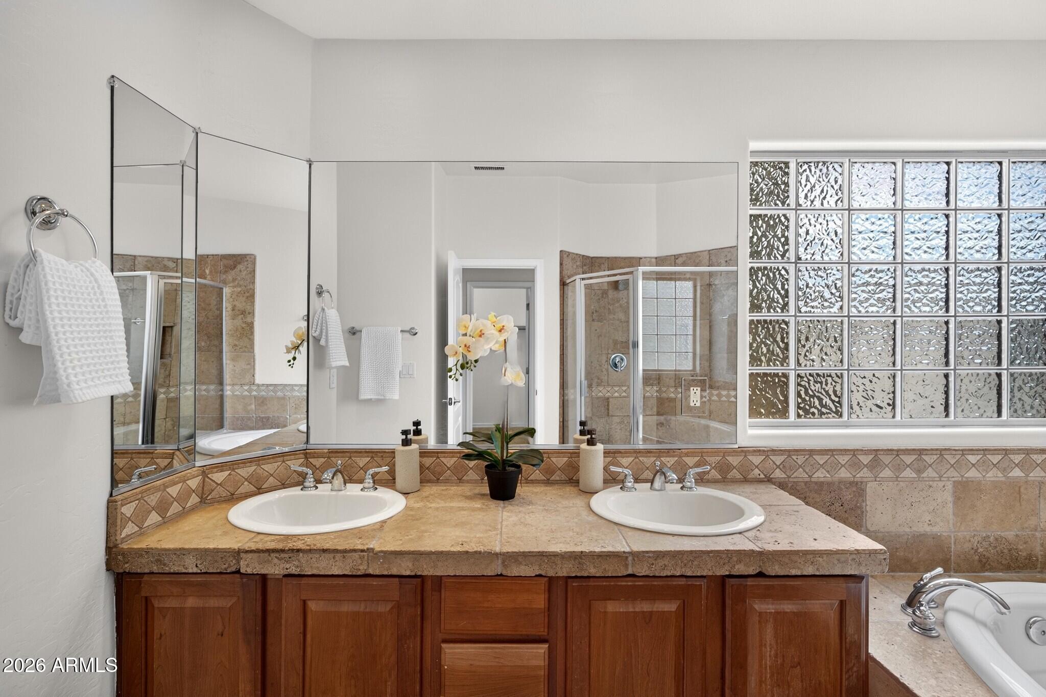 21ST STREET TOWNHOMES CONDOMINIUM - Residential