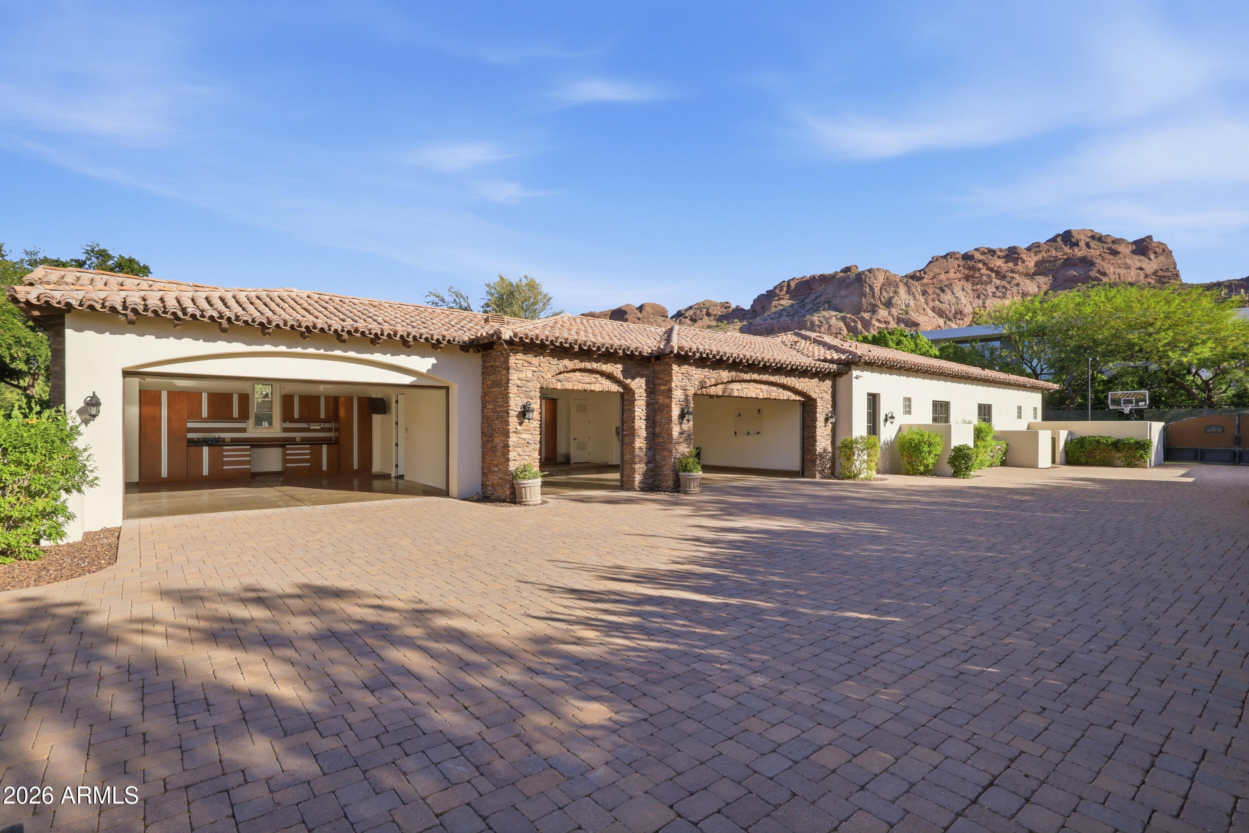 Camelback Mountain Estates - Residential
