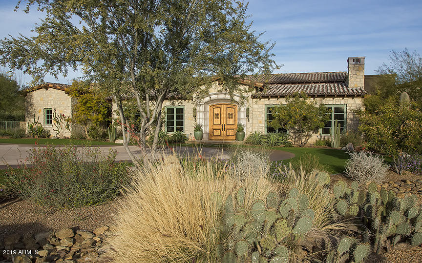 CAMELBACK COUNTRY CLUB ESTATES - Residential