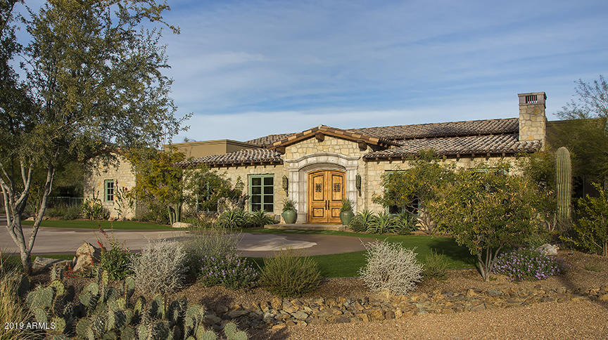 CAMELBACK COUNTRY CLUB ESTATES - Residential
