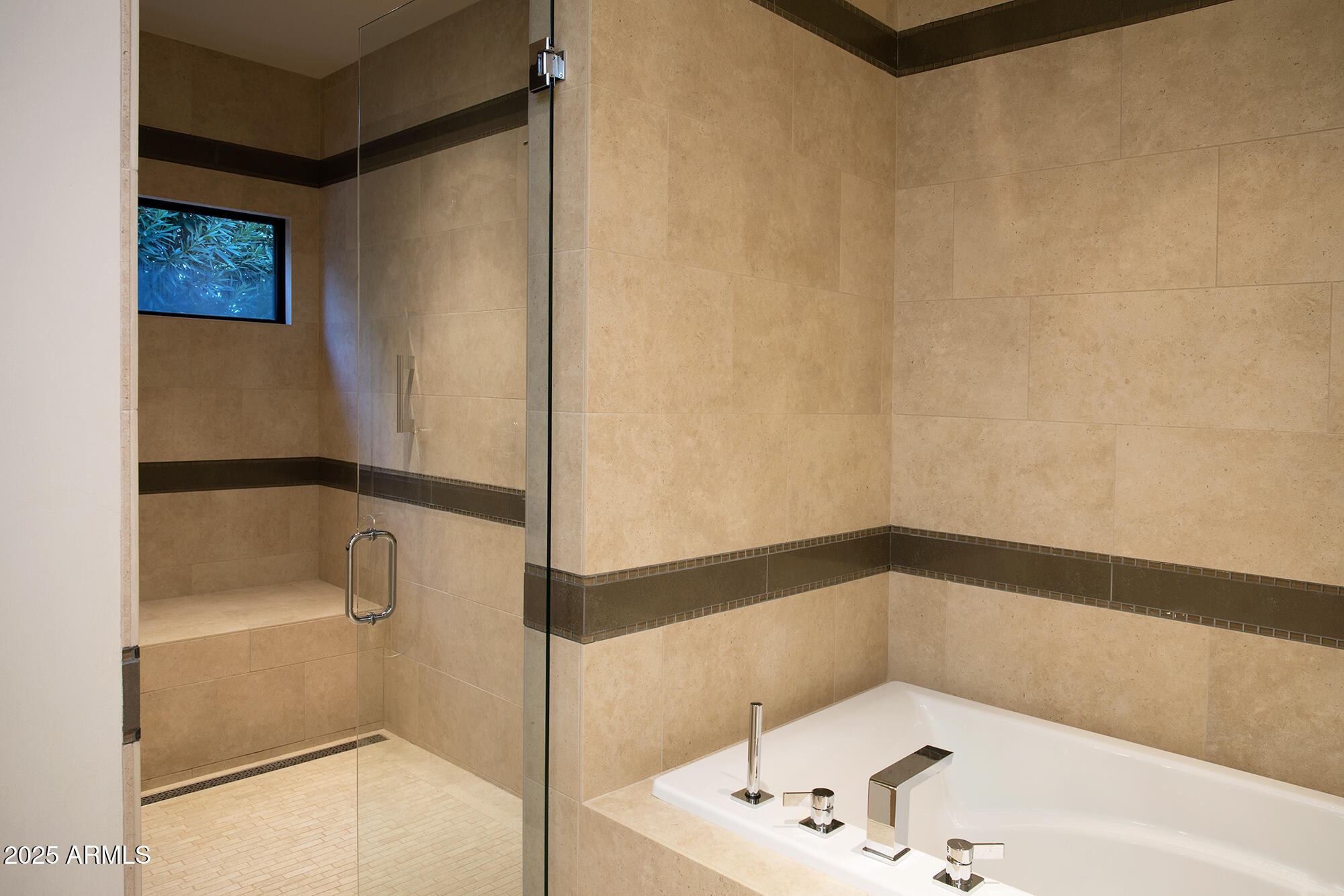 PINNACLE PEAK COUNTRY CLUB UNIT 7 REPLAT - Residential