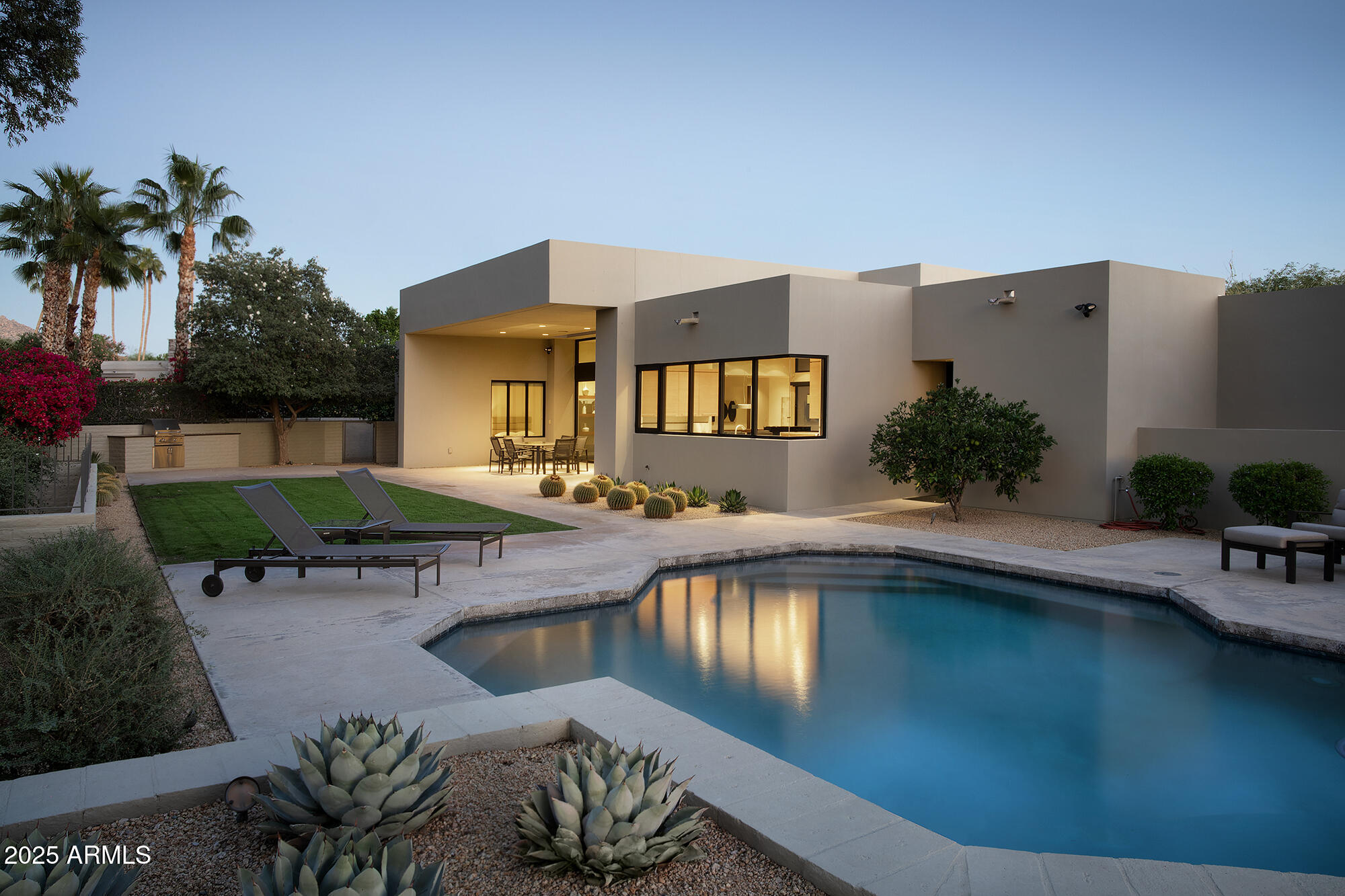 PINNACLE PEAK COUNTRY CLUB UNIT 7 REPLAT - Residential