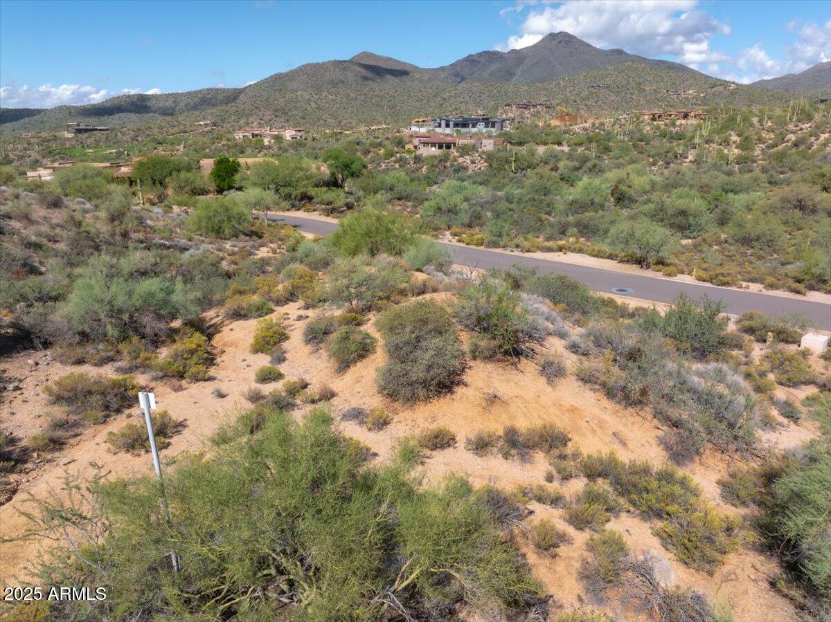 DESERT MOUNTAIN - Land