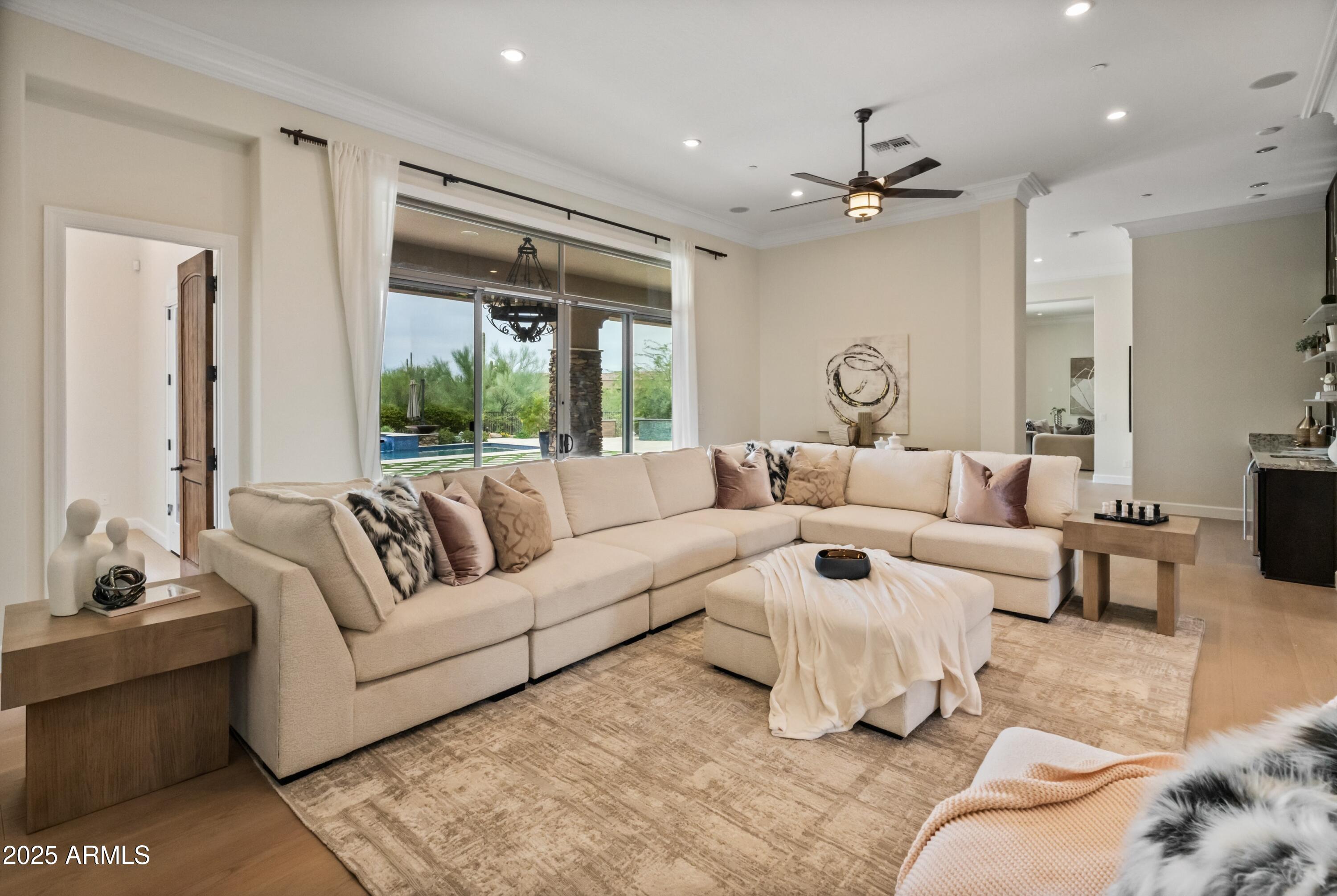 SAGUARO ESTATES - Residential