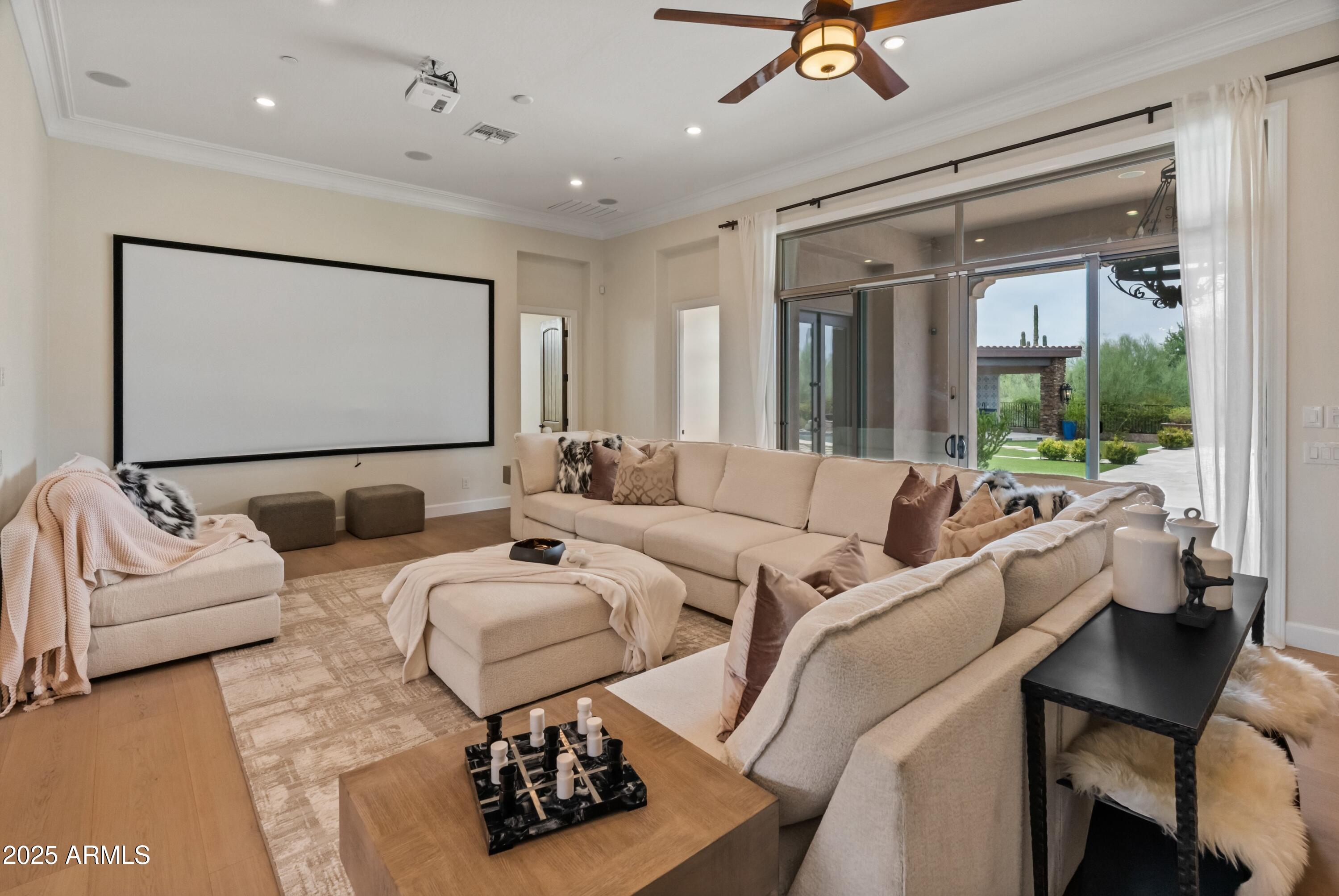 SAGUARO ESTATES - Residential