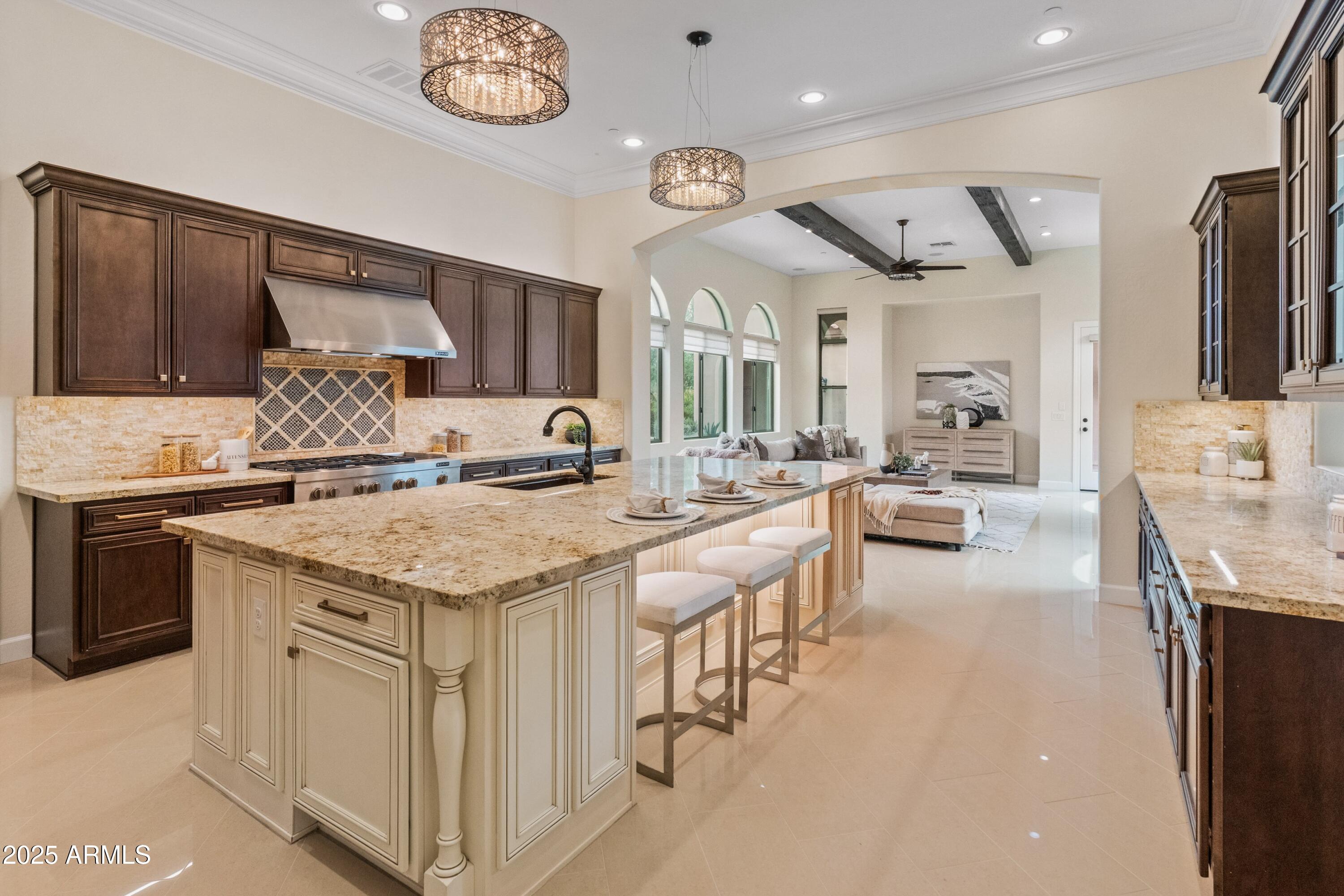 SAGUARO ESTATES - Residential