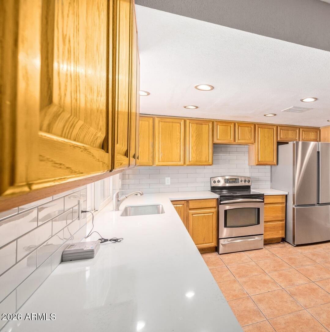 LAURELWOOD 2 - Residential Lease