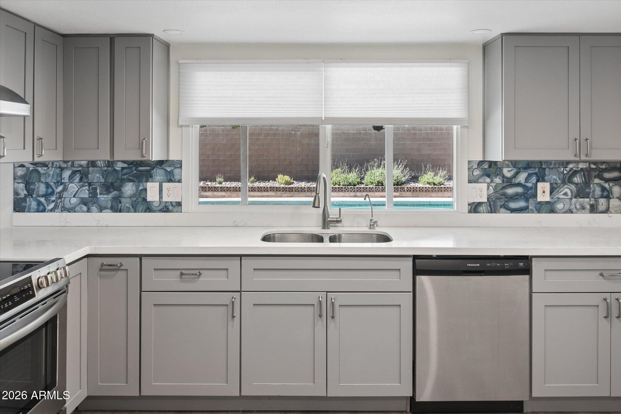 CONTINENTAL EAST UNIT 6 - Residential