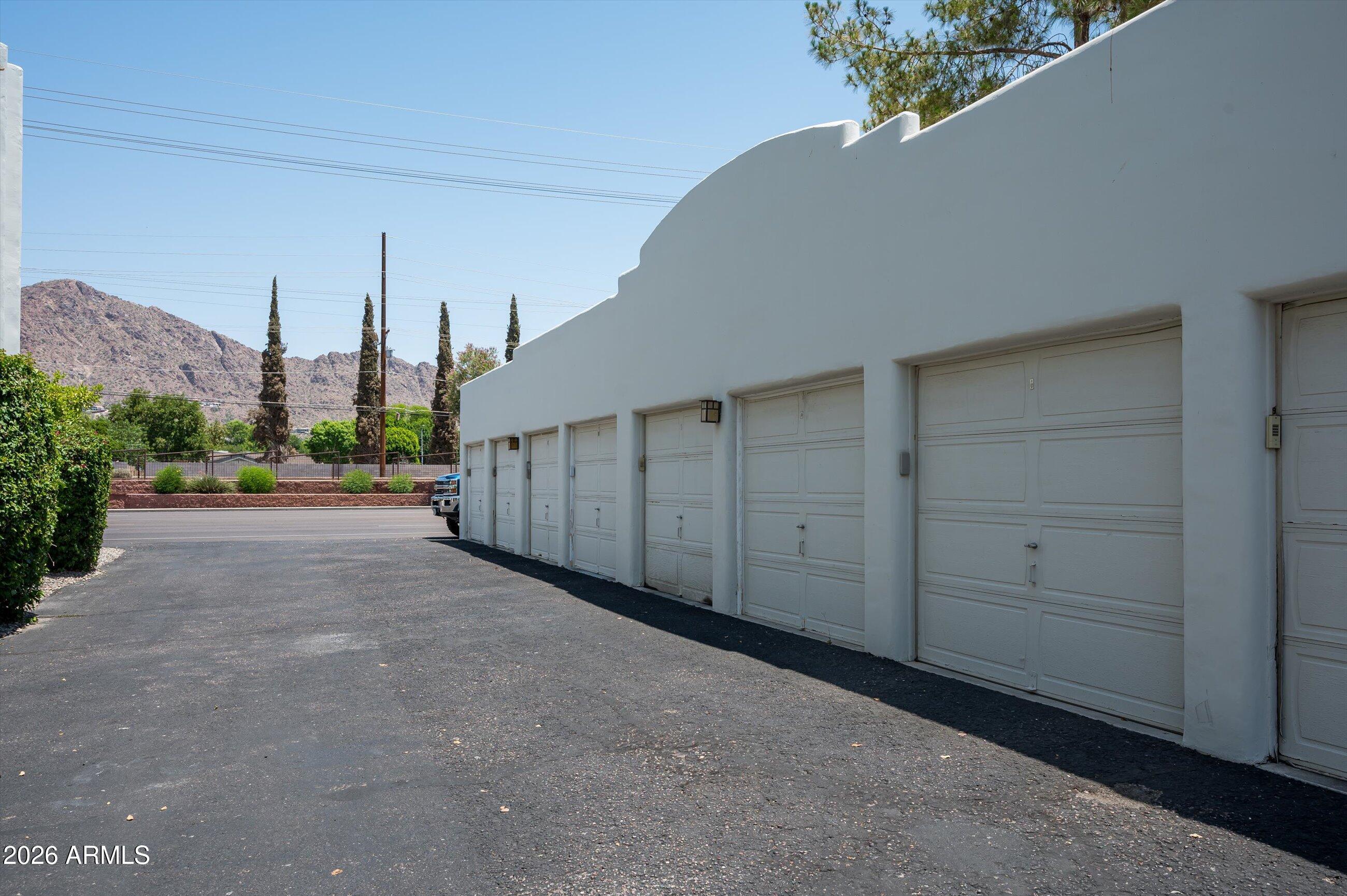 ARCADIA GARDENS - Residential
