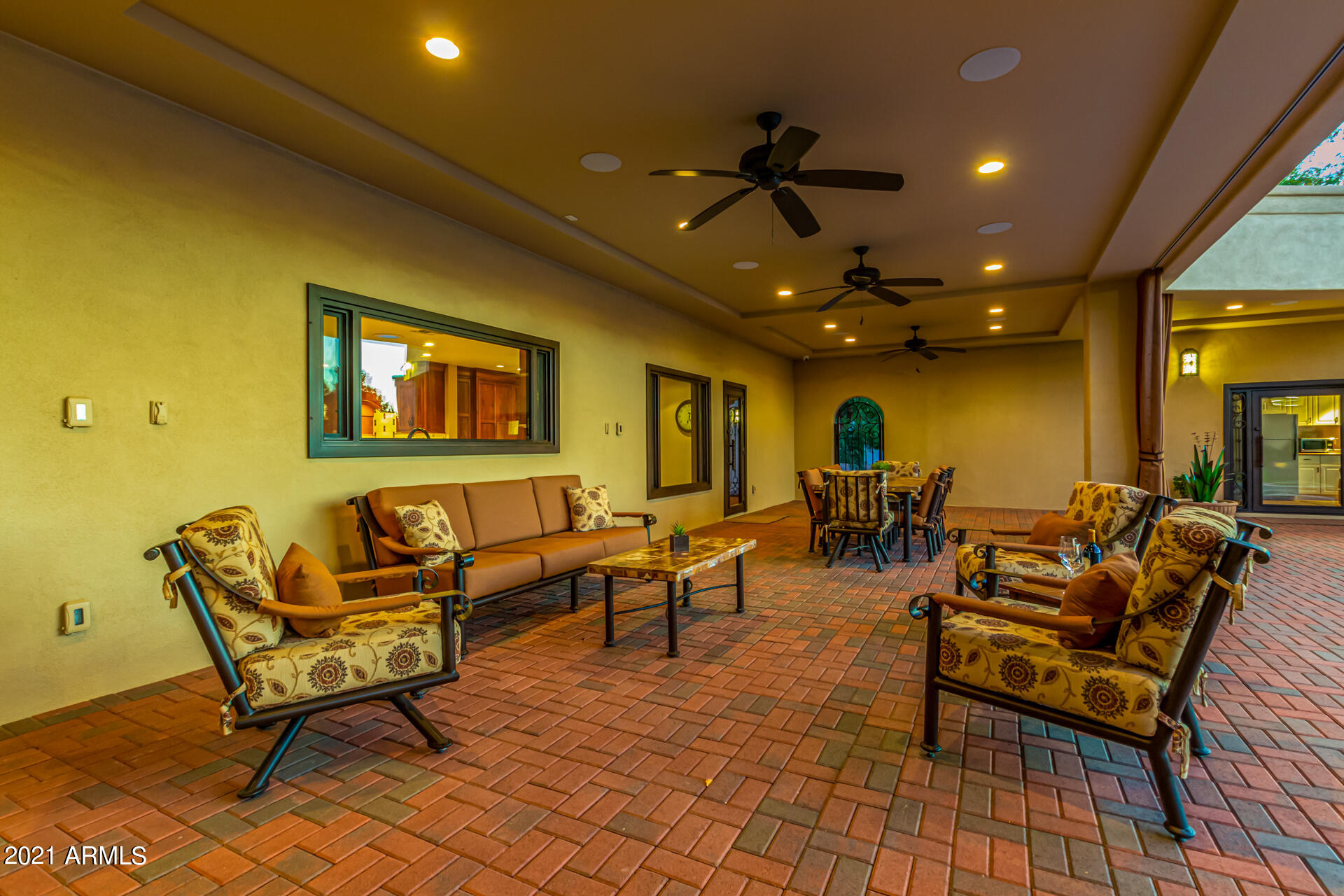PALO VIENTO 1 - Residential