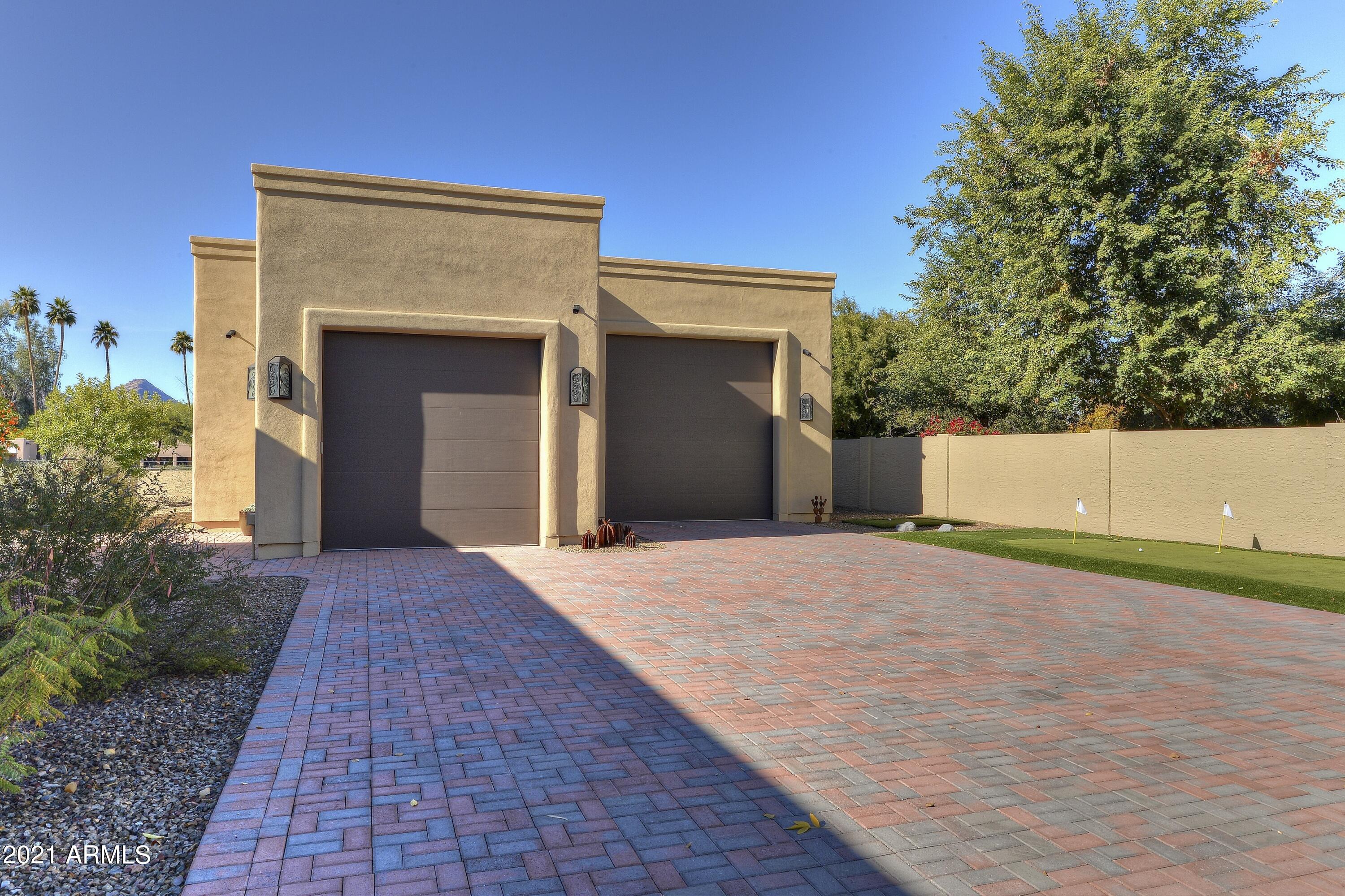 PALO VIENTO 1 - Residential