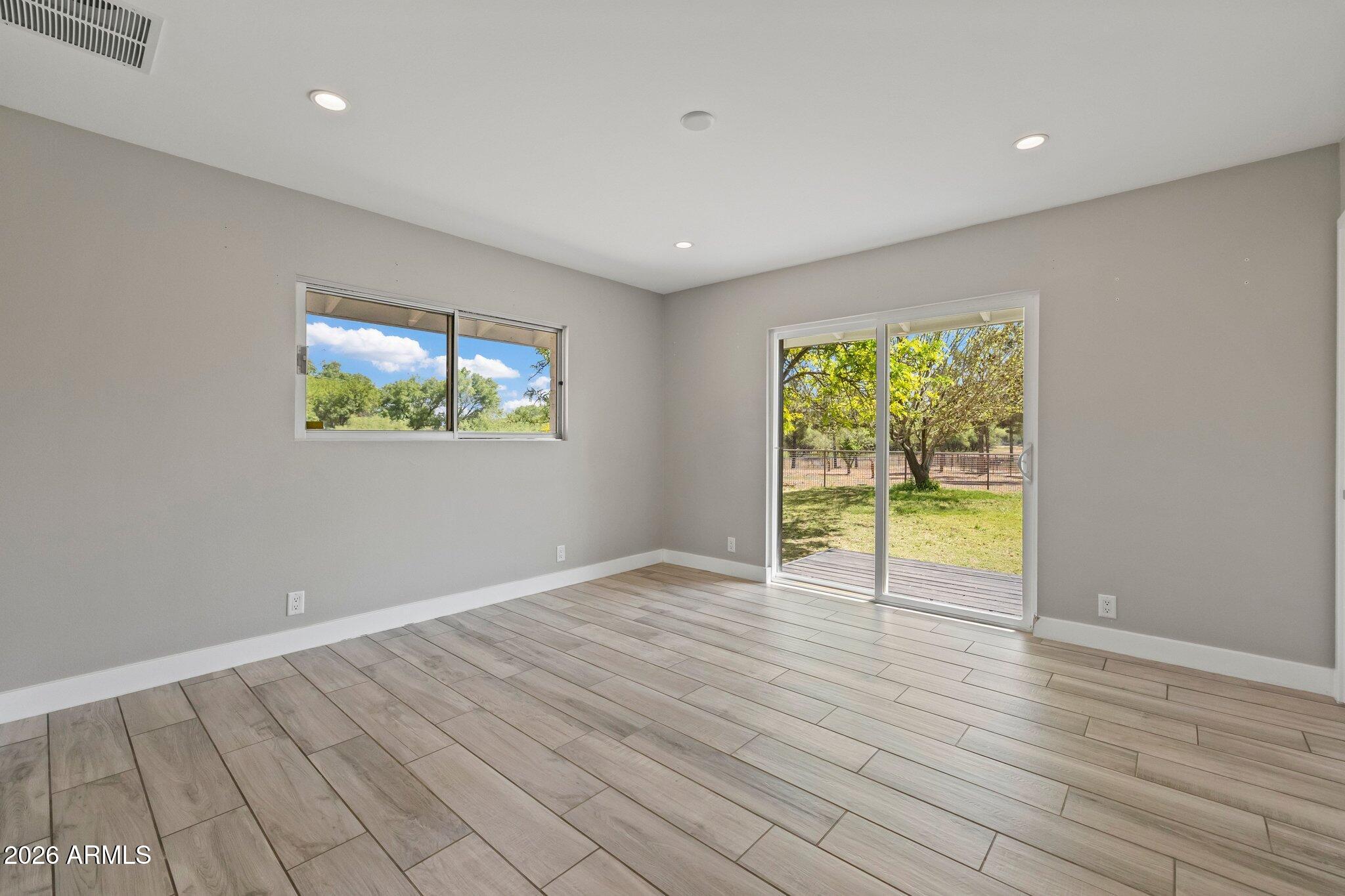 Under 5 Acres - Residential