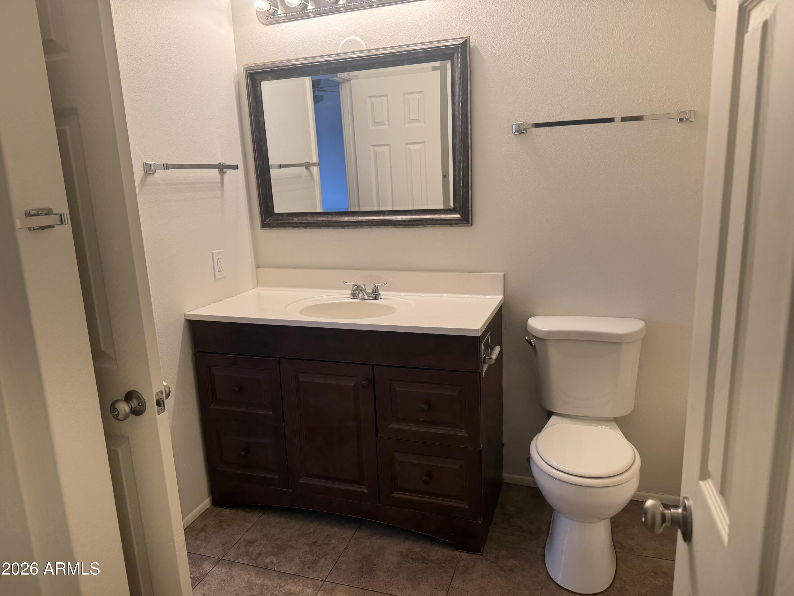 WEST PLAZA TOWNHOUSE UNIT 2 RESUBDIVISION - Residential