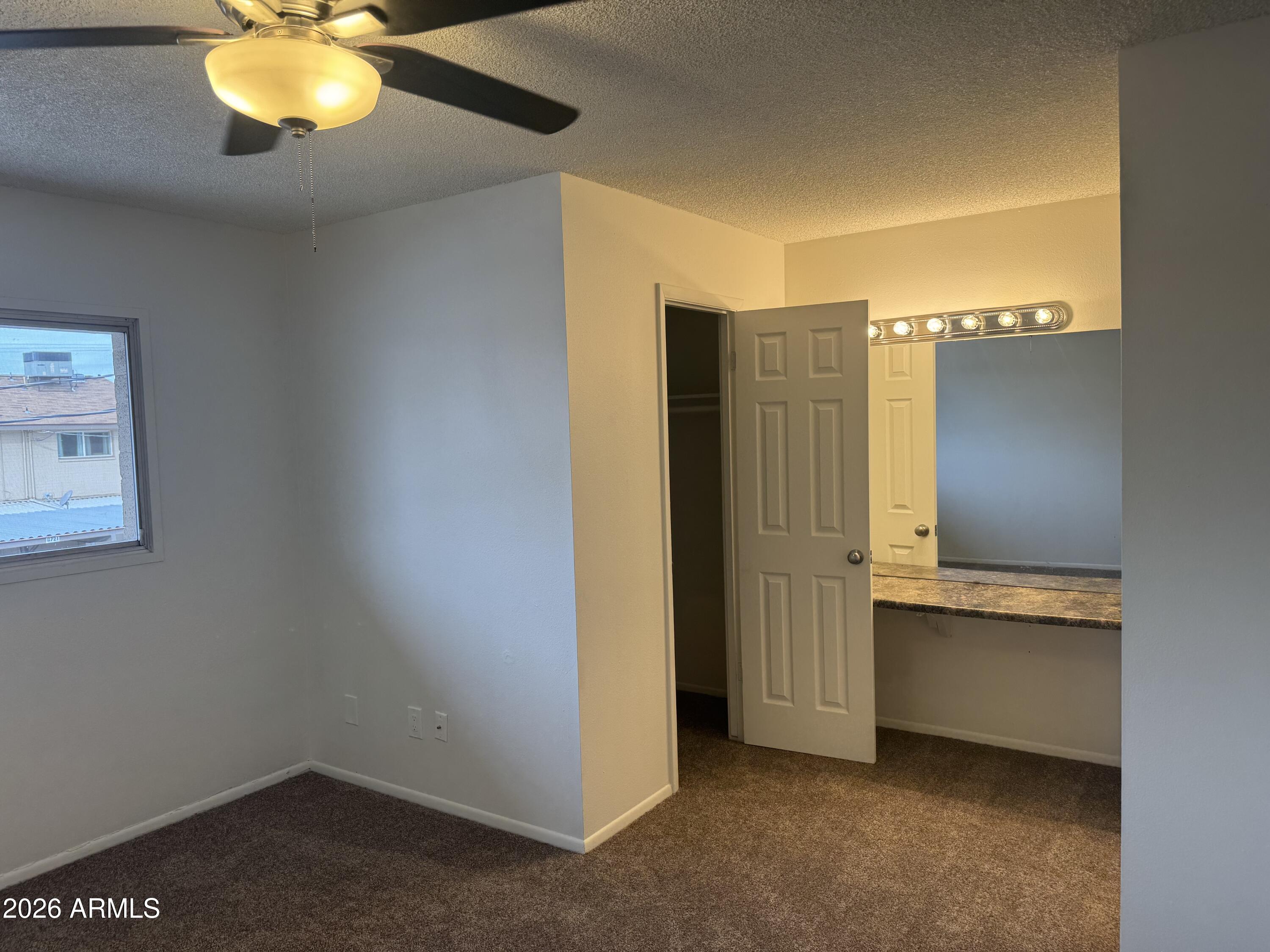 WEST PLAZA TOWNHOUSE UNIT 2 RESUBDIVISION - Residential