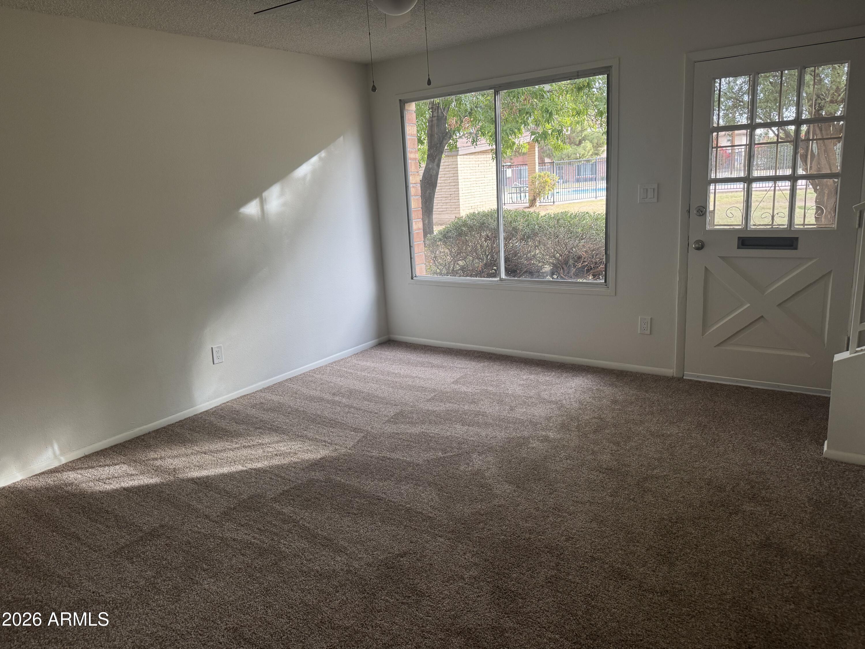 WEST PLAZA TOWNHOUSE UNIT 2 RESUBDIVISION - Residential