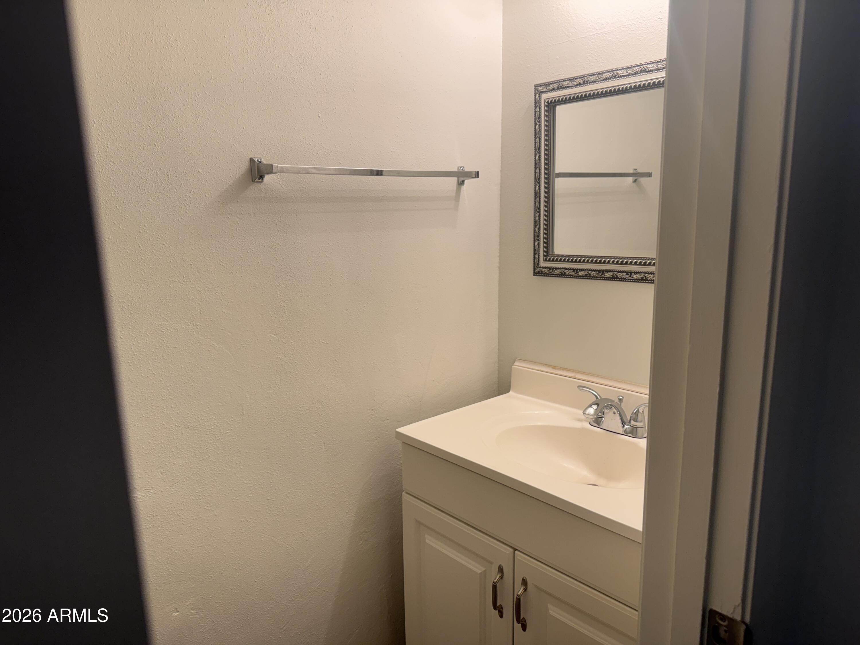 WEST PLAZA TOWNHOUSE UNIT 2 RESUBDIVISION - Residential