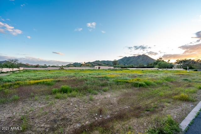 SQUAW PEAK ESTATES TR 7, 10 - Land