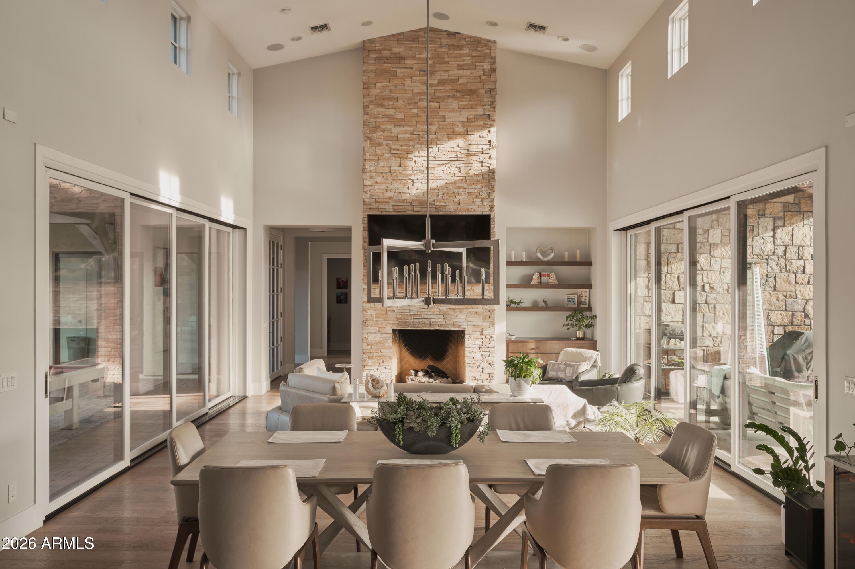 SEDONA RANCH - Residential
