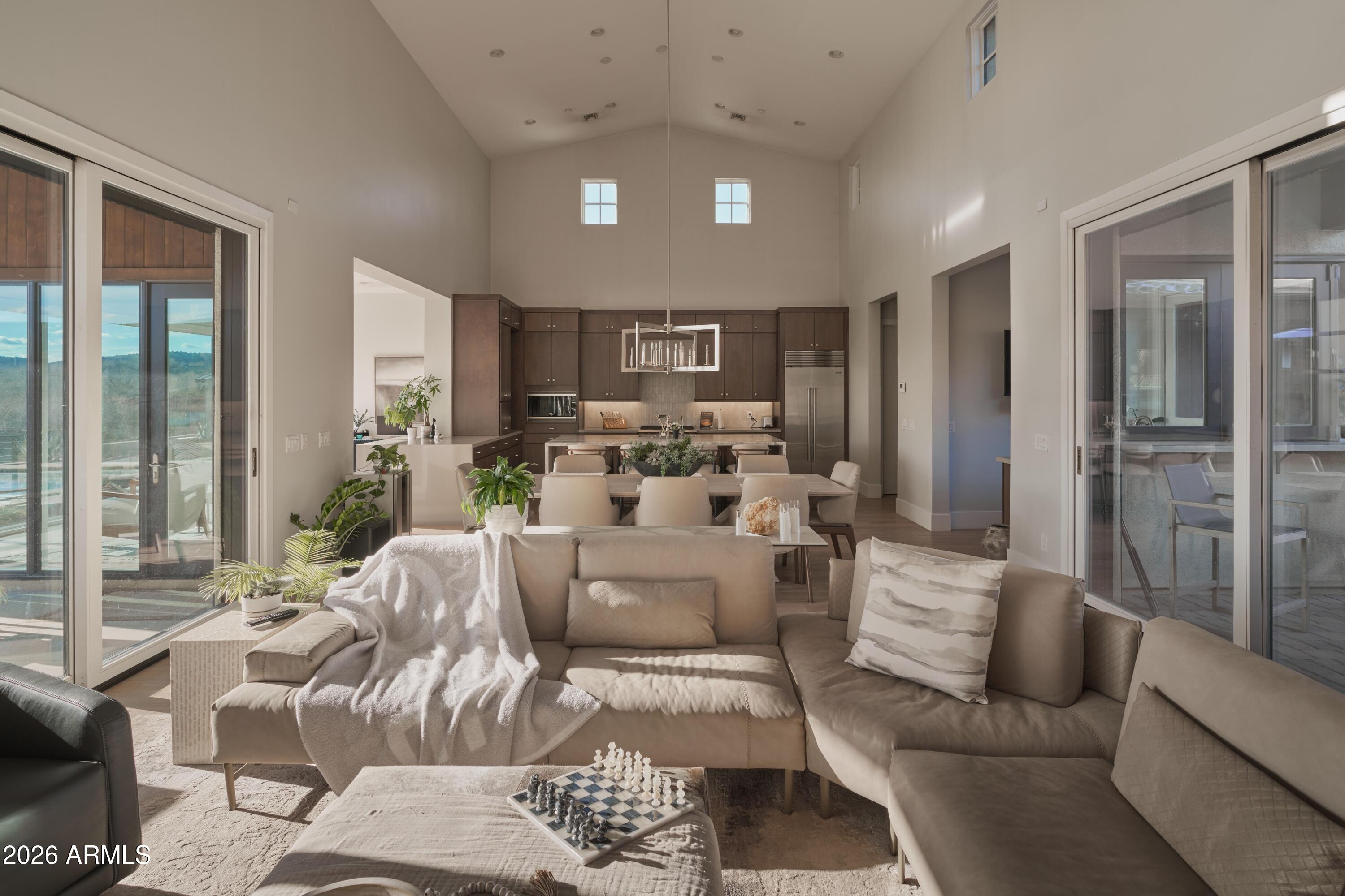 SEDONA RANCH - Residential