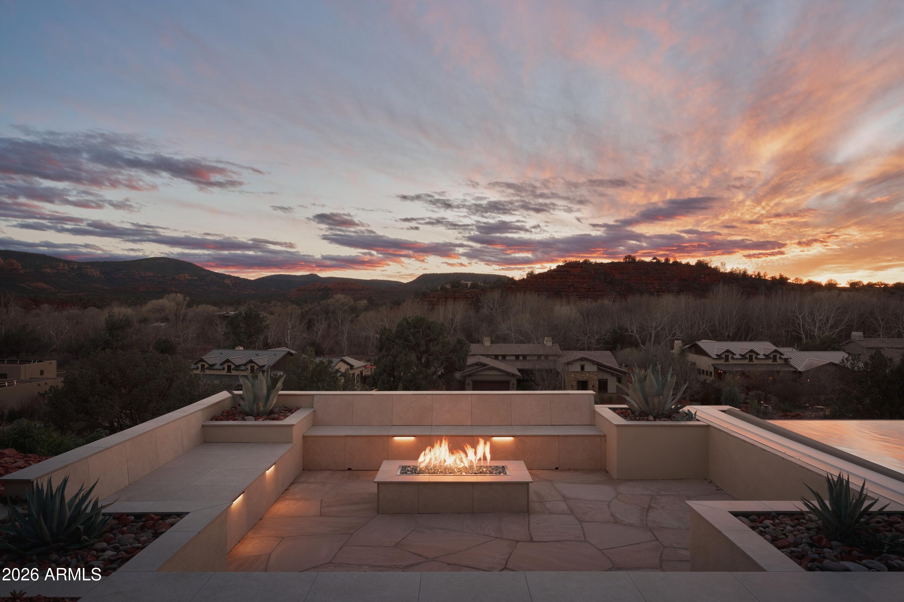 SEDONA RANCH - Residential