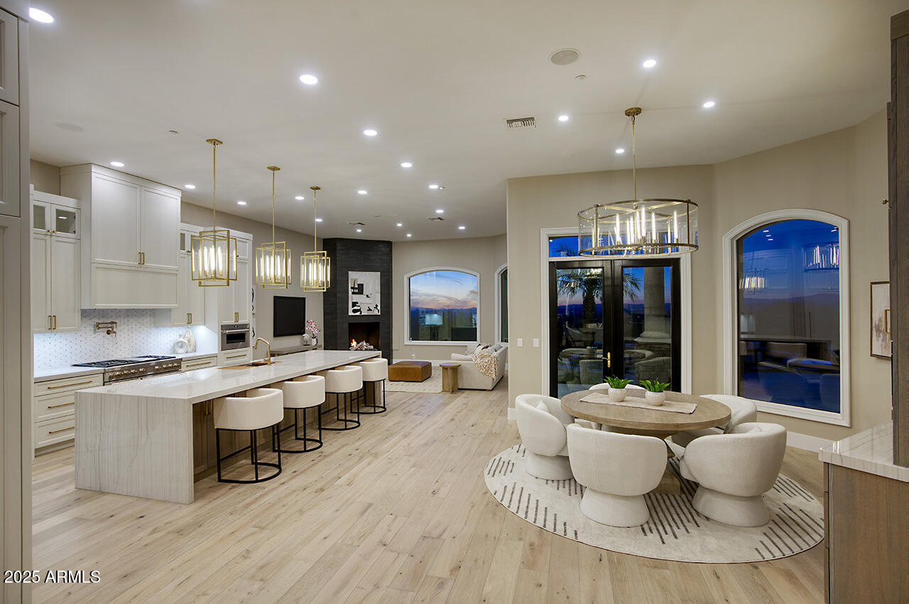 ESTANCIA - Residential
