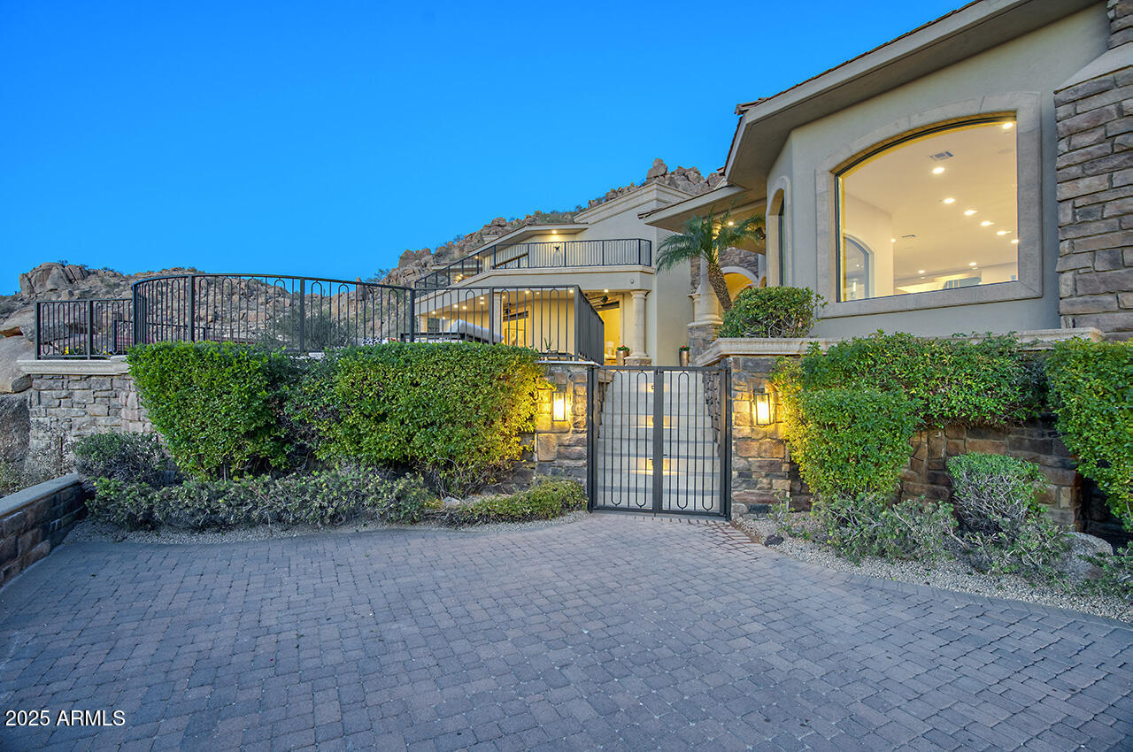 ESTANCIA - Residential