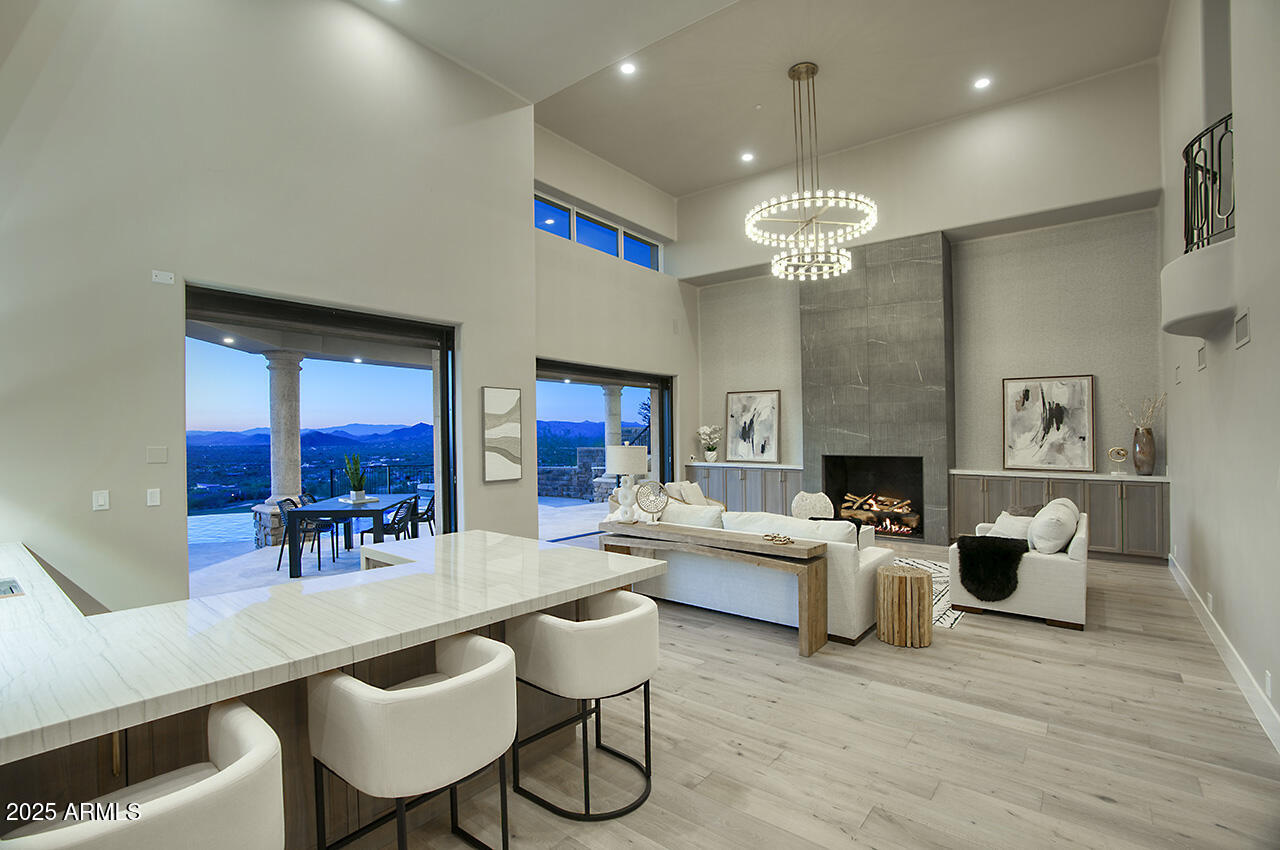 ESTANCIA - Residential