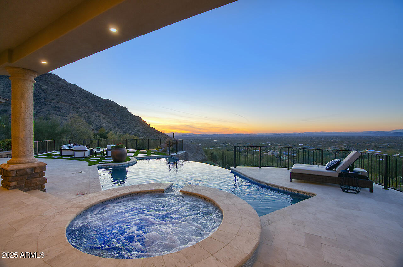 ESTANCIA - Residential