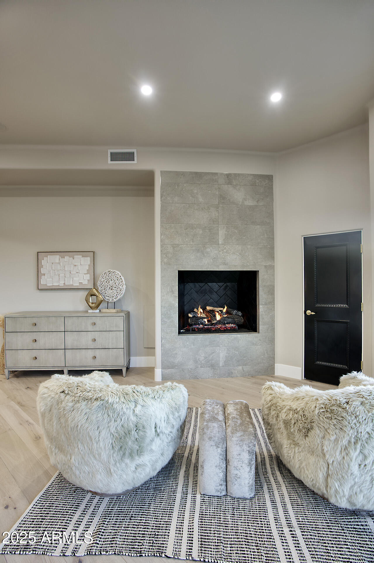 ESTANCIA - Residential