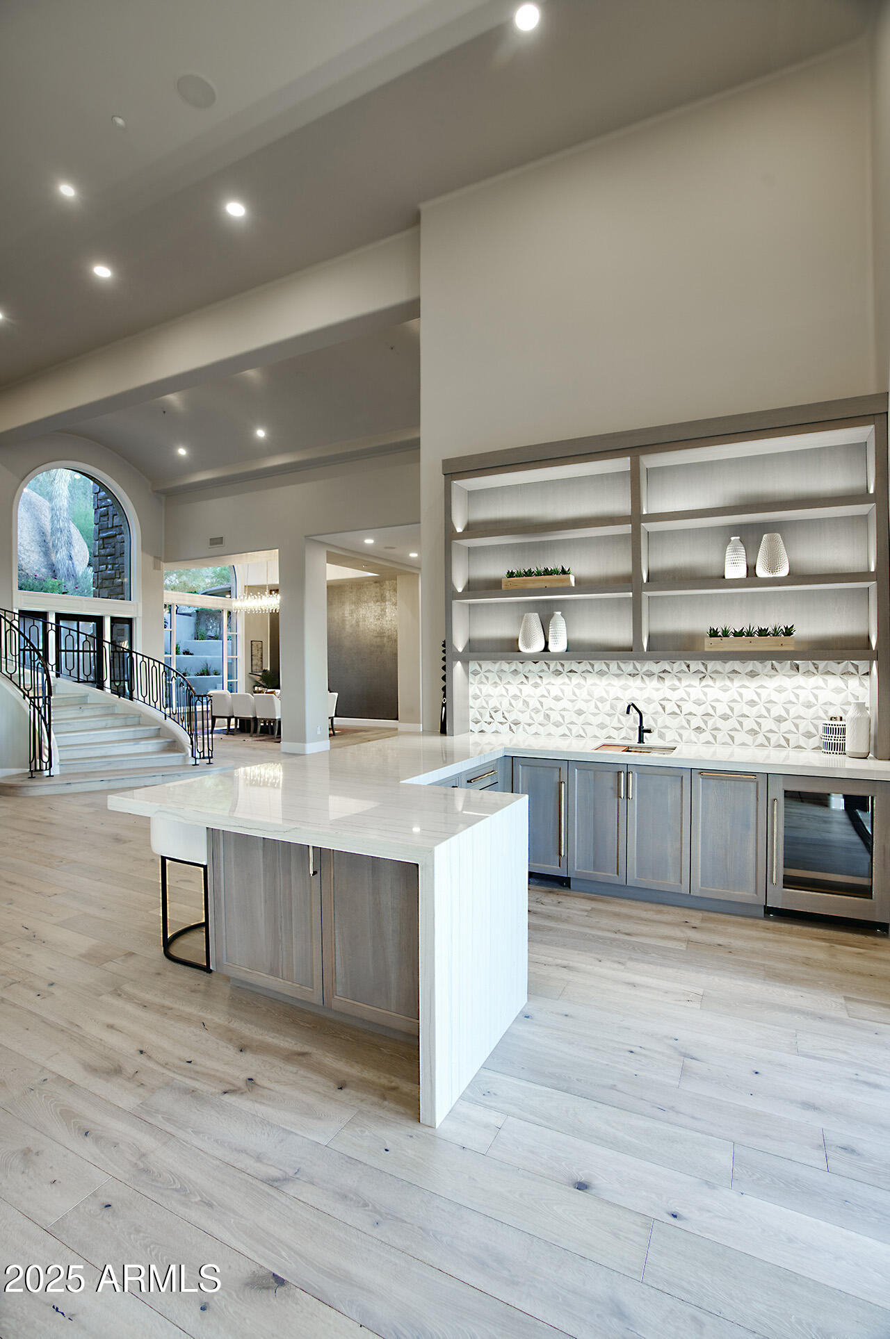 ESTANCIA - Residential