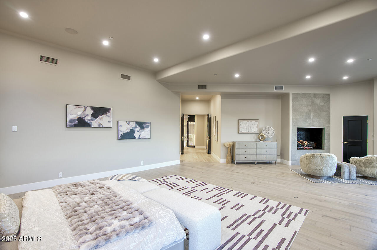 ESTANCIA - Residential