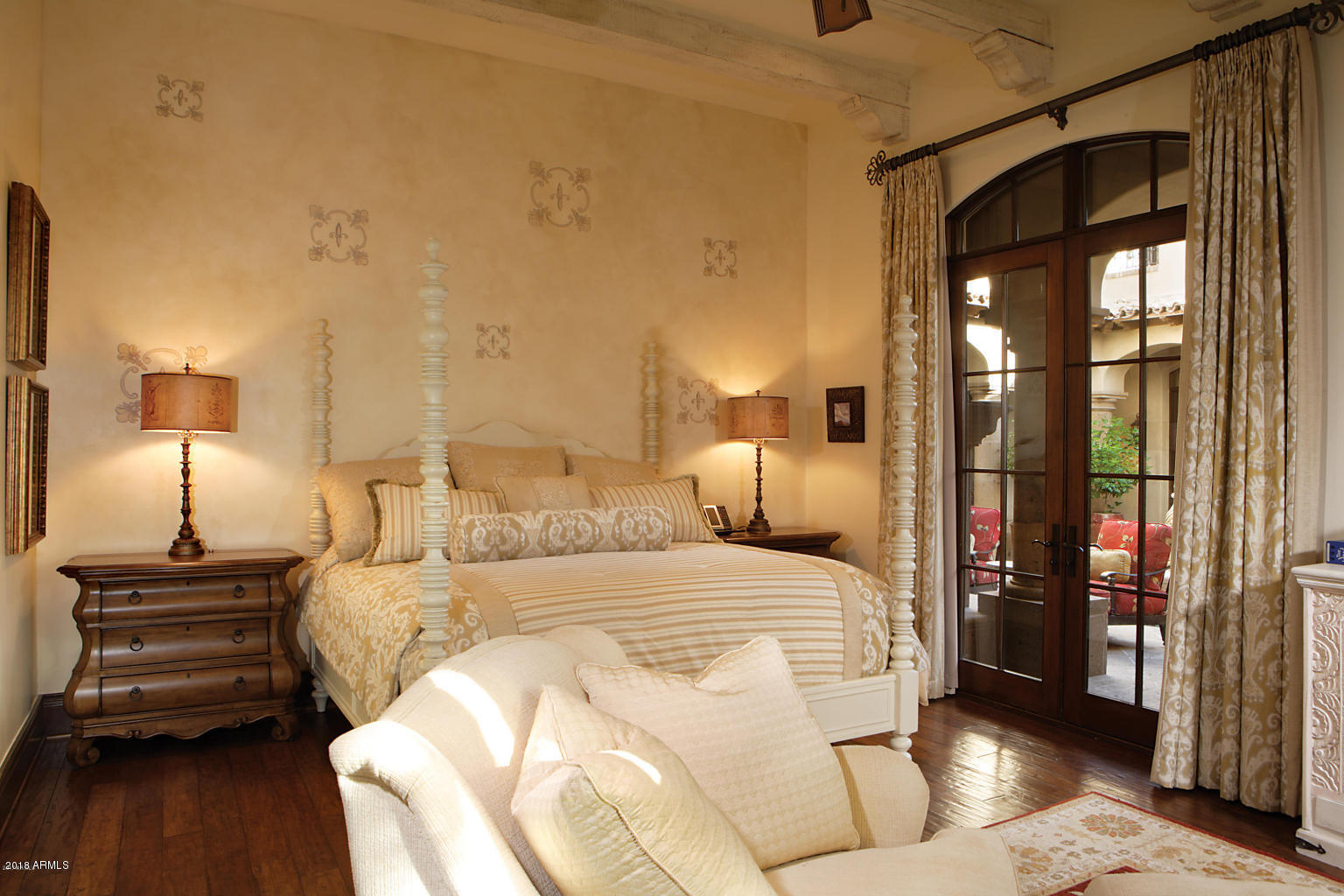 PRADO ESTATES - Residential