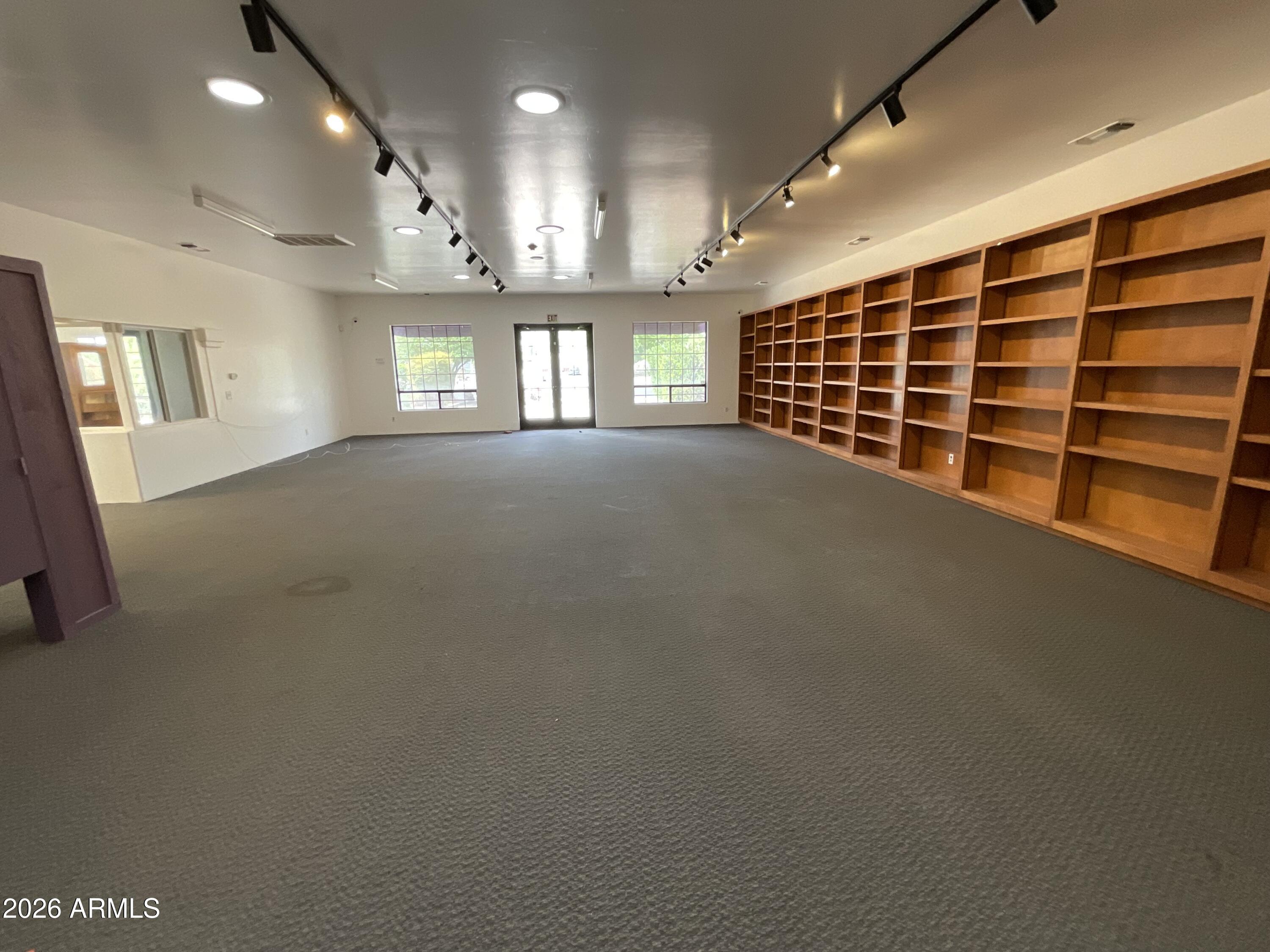 Metes & Bounds - Commercial Sale