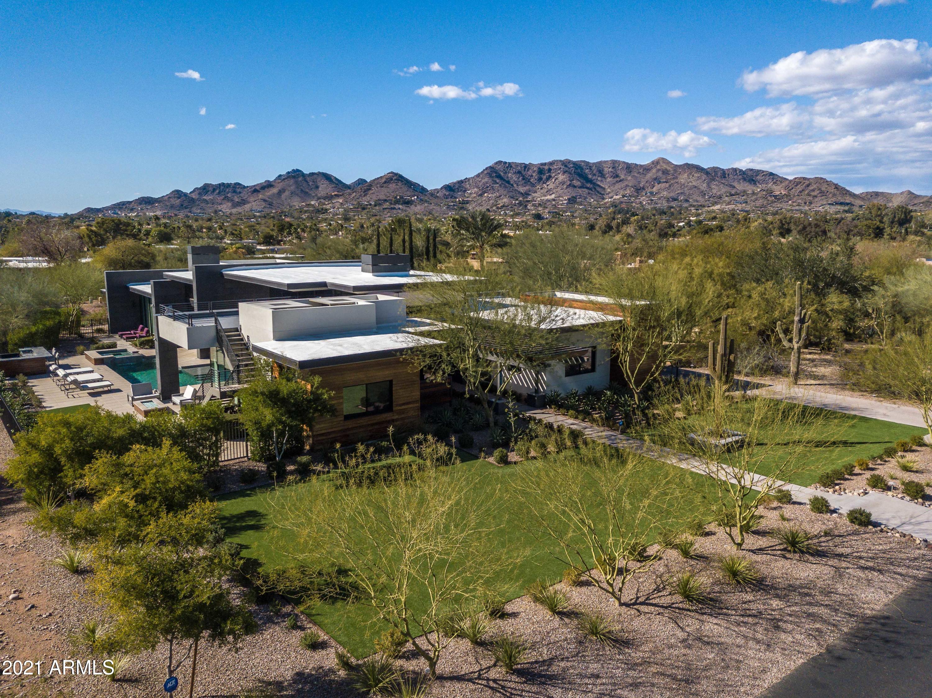 Paradise Valley - Residential