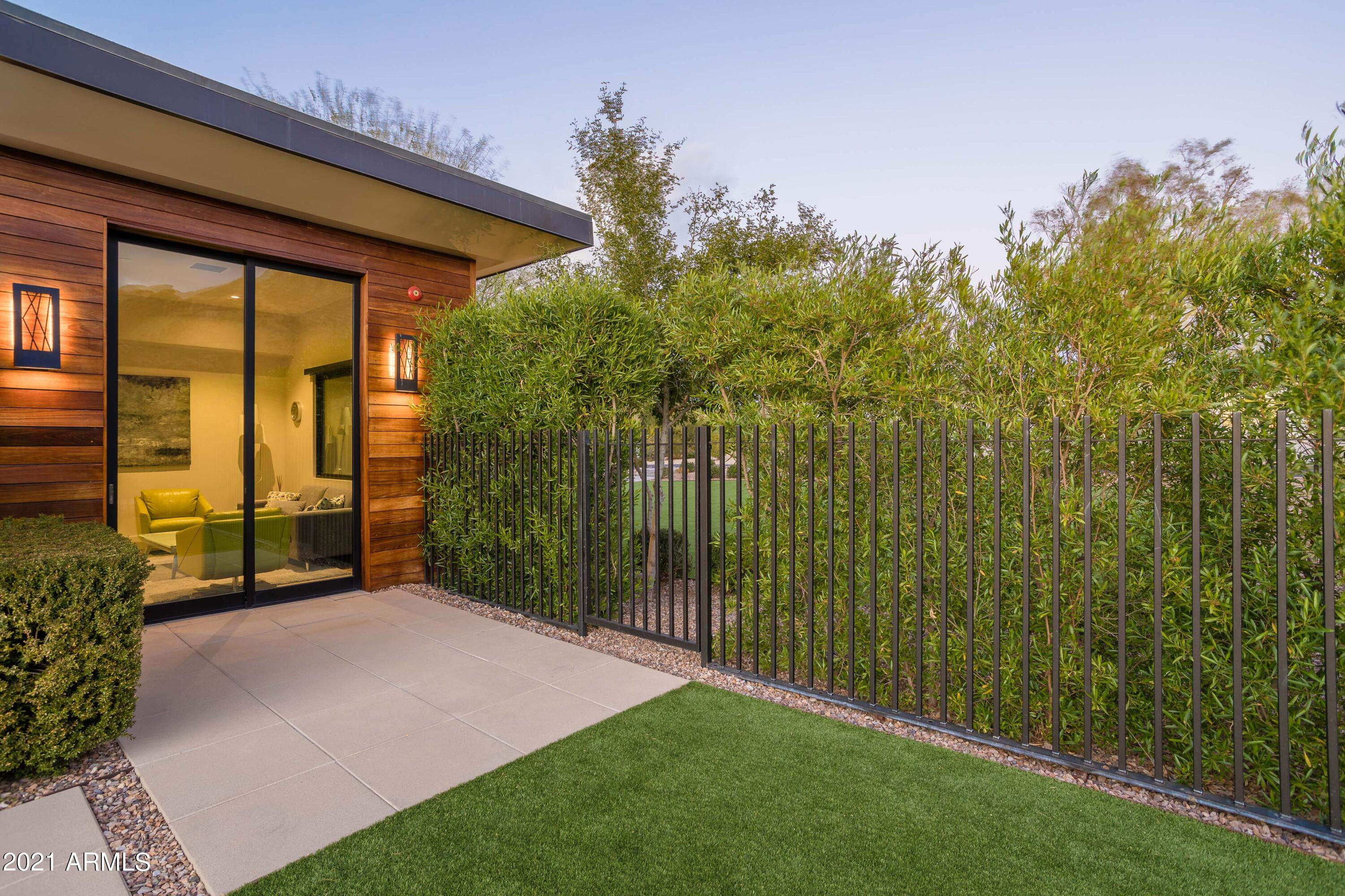 Paradise Valley - Residential