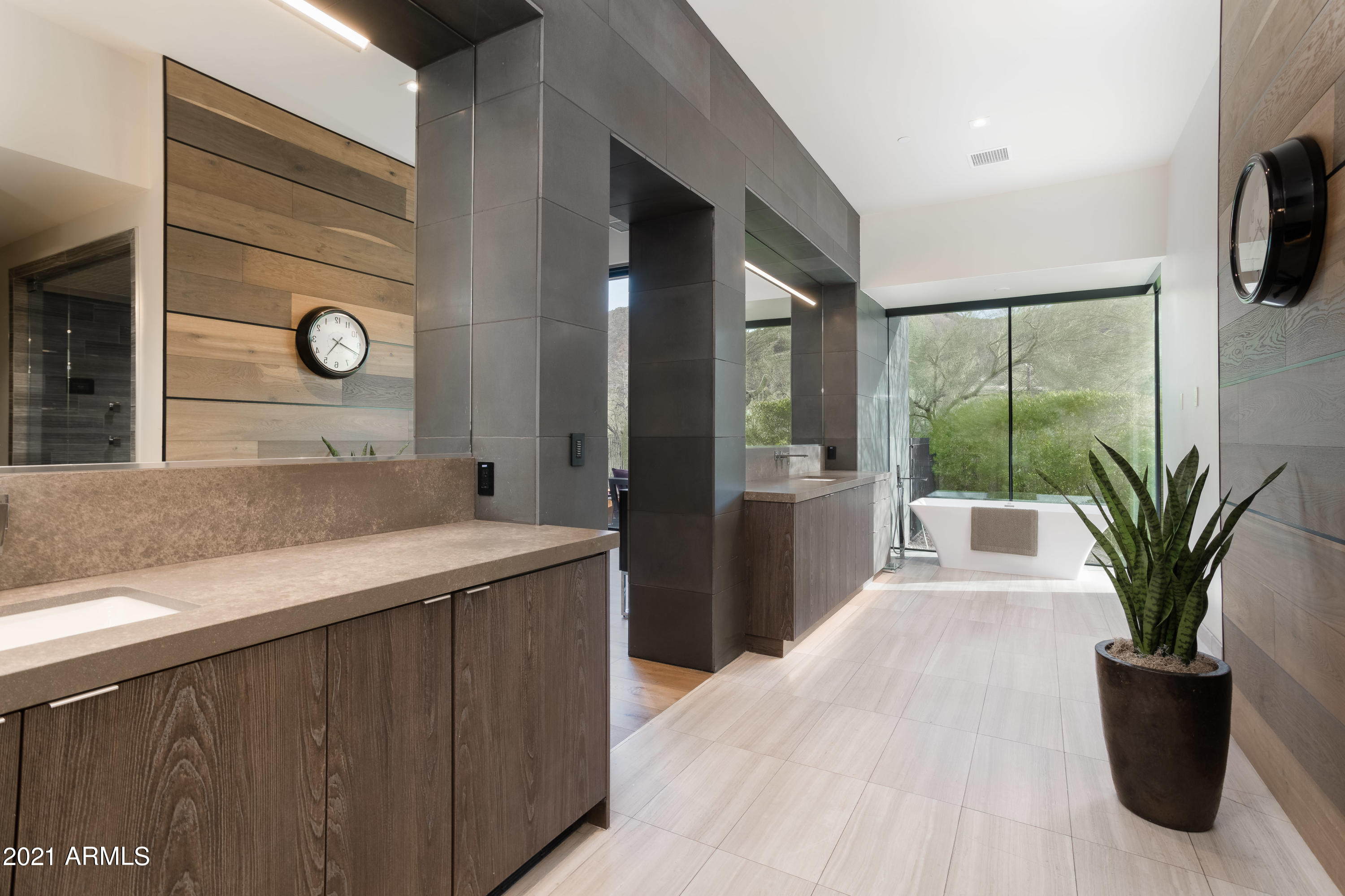 Paradise Valley - Residential