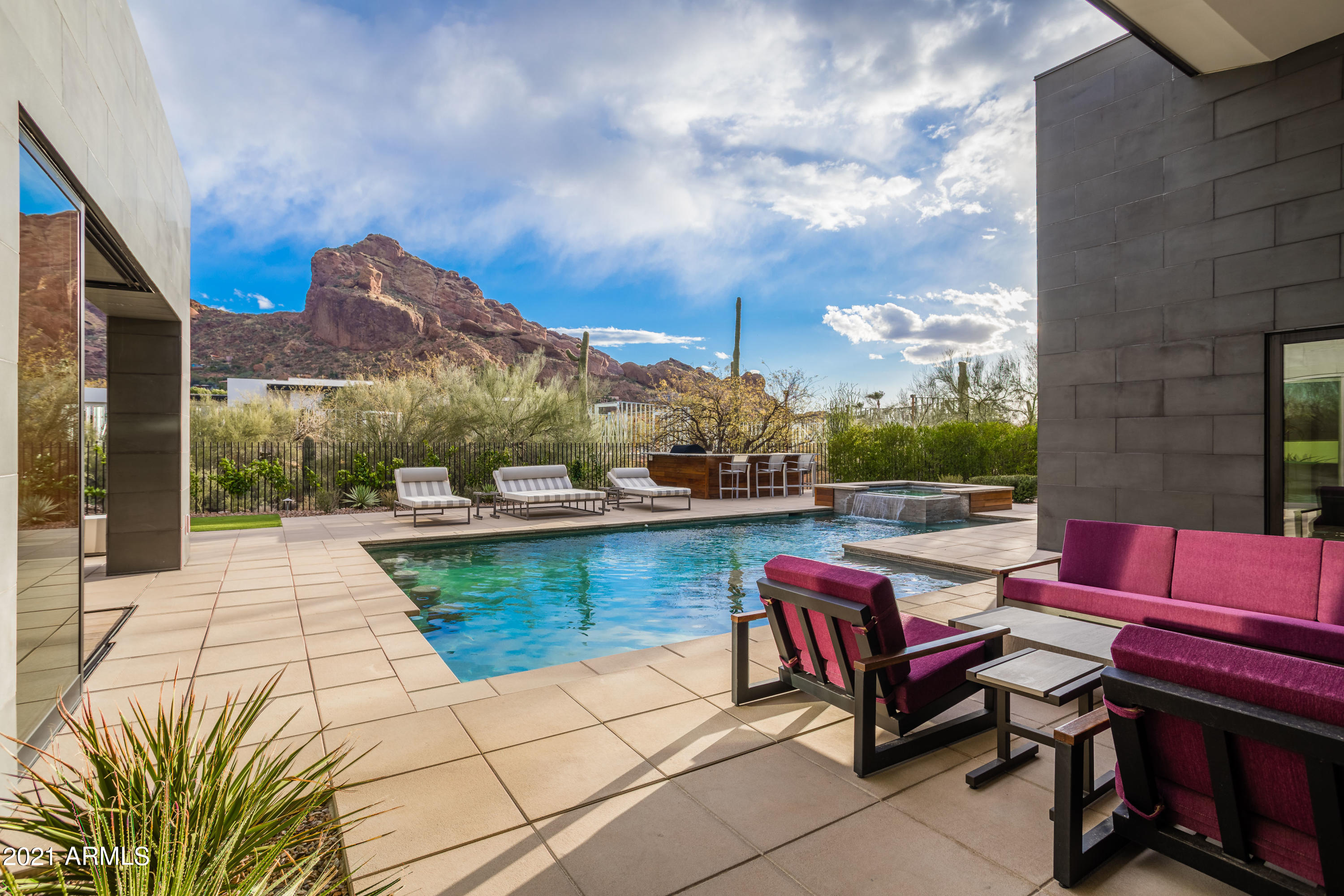 Paradise Valley - Residential