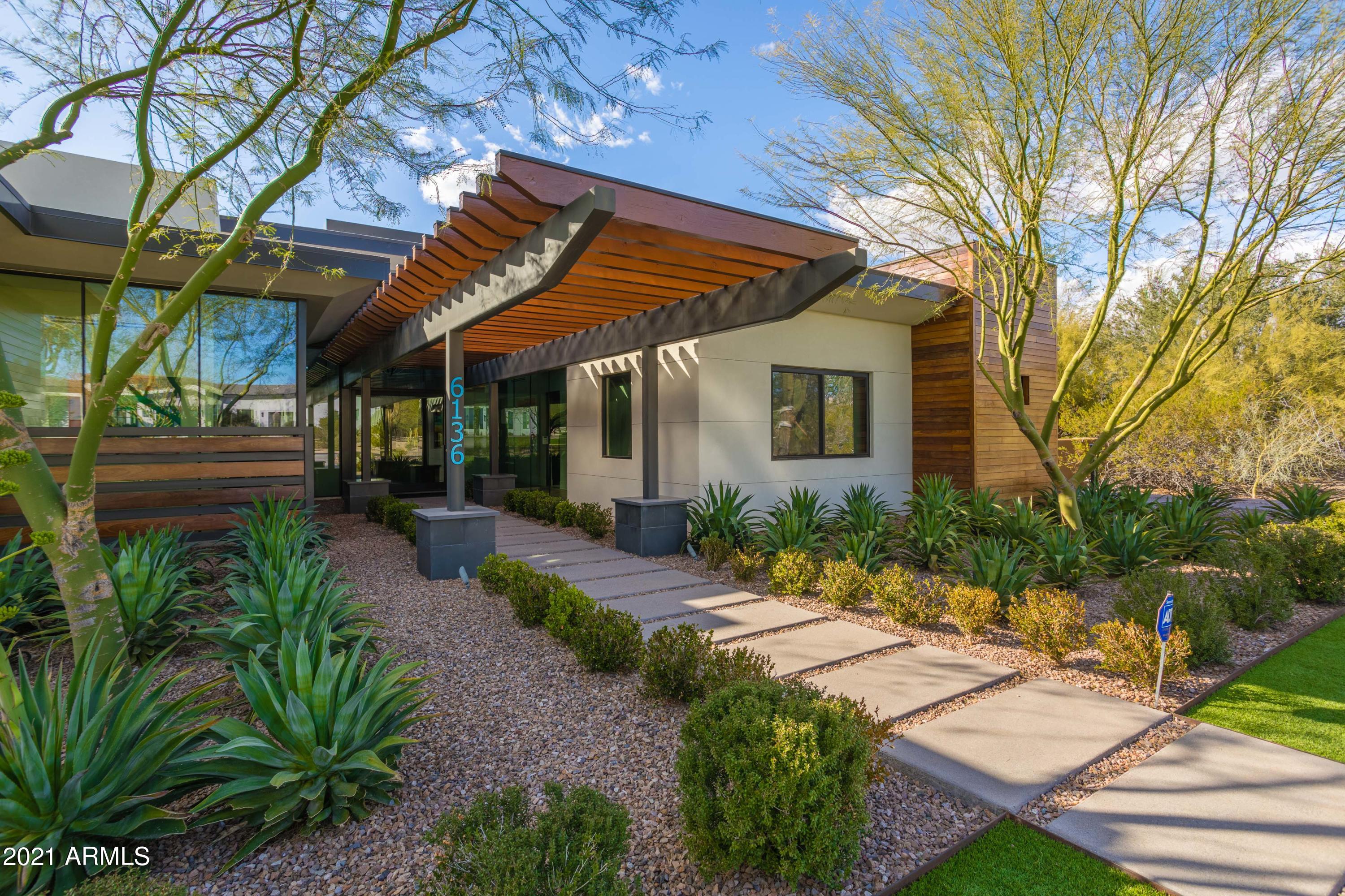 Paradise Valley - Residential